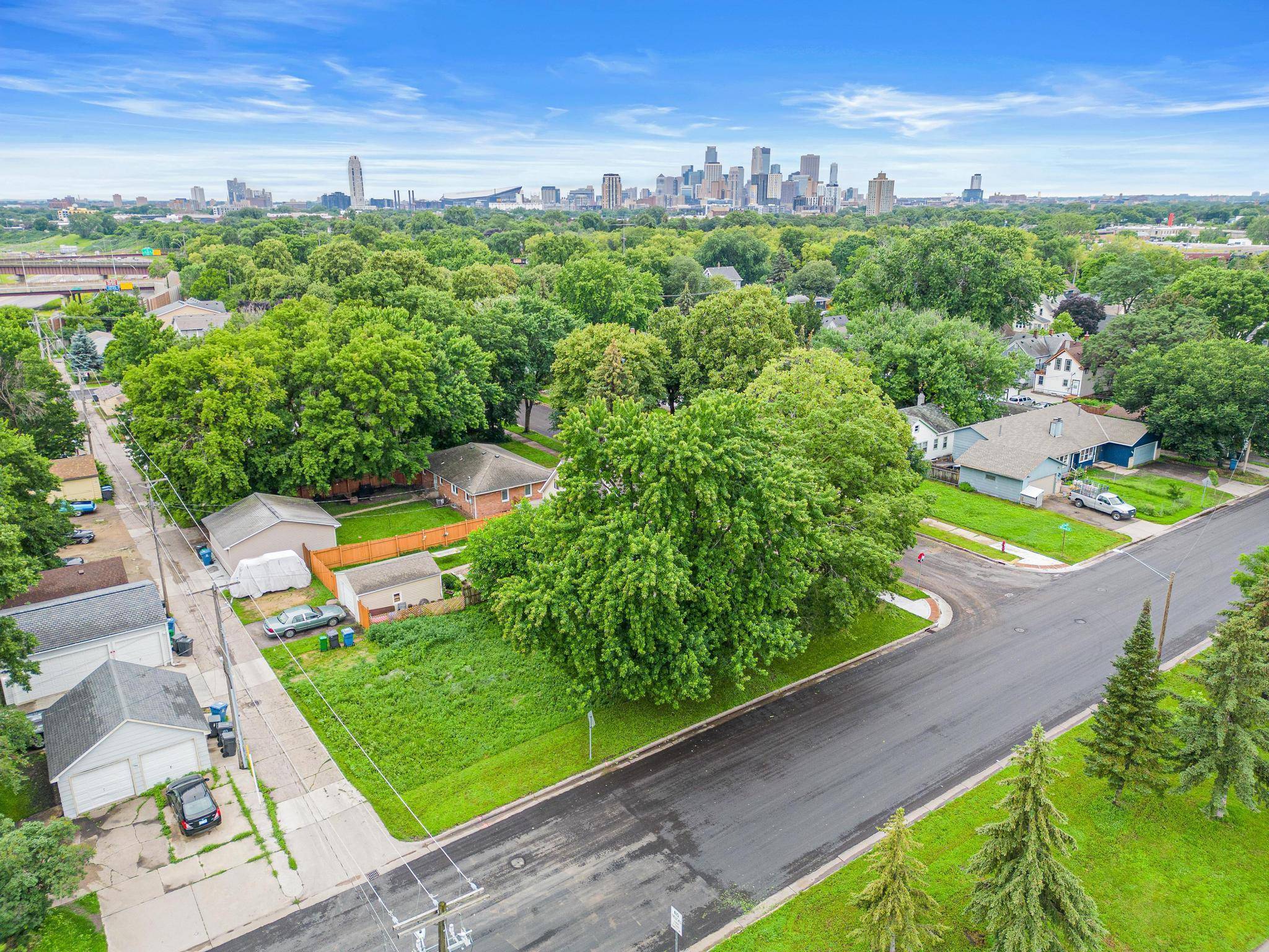 Minneapolis, MN 55413,1343 Lincoln ST NE