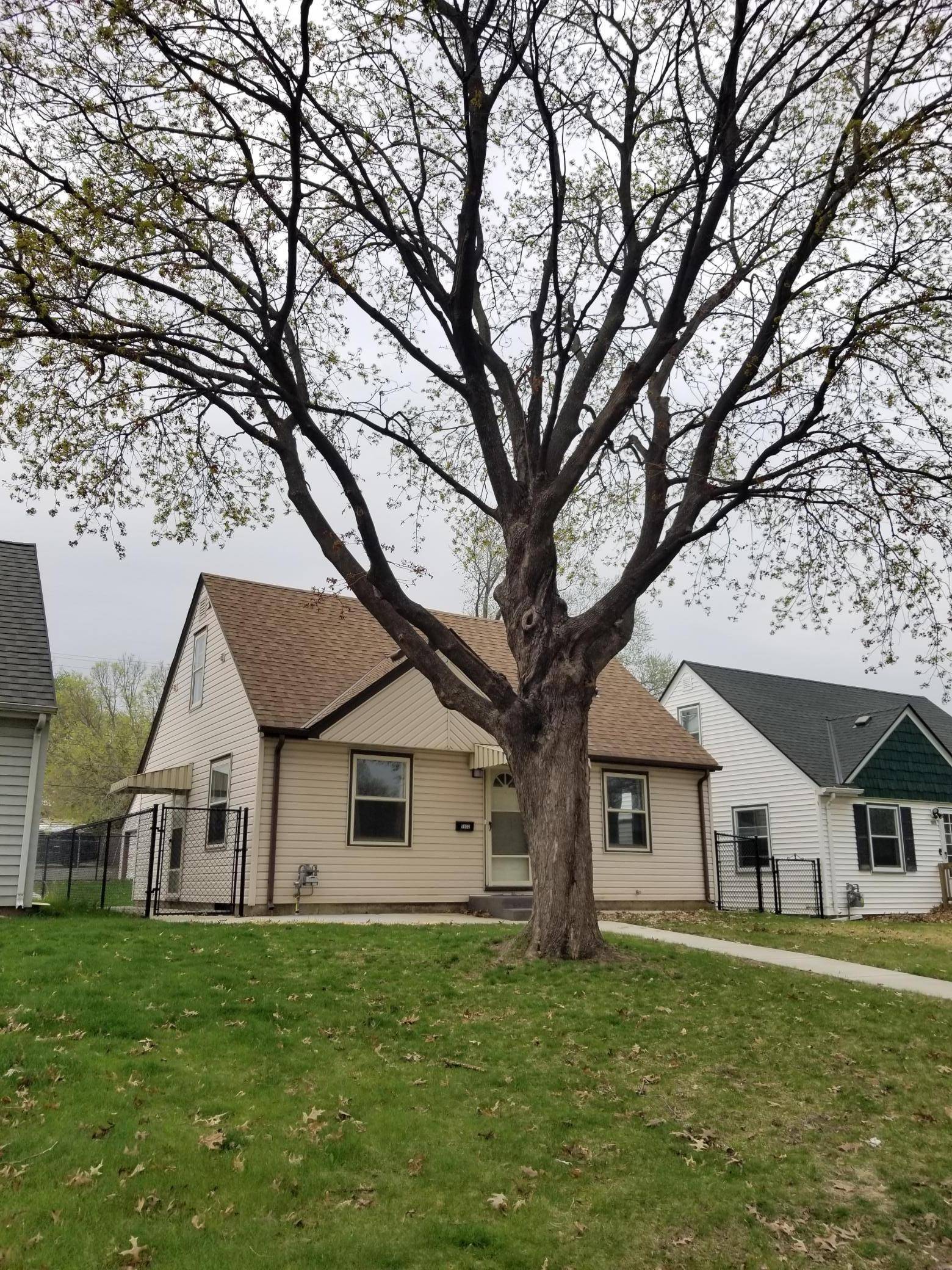 Minneapolis, MN 55417,5832 44th AVE S