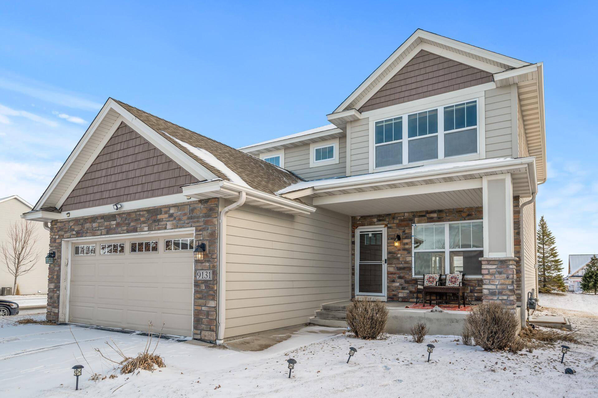 Chanhassen, MN 55317,9131 River Rock DR N