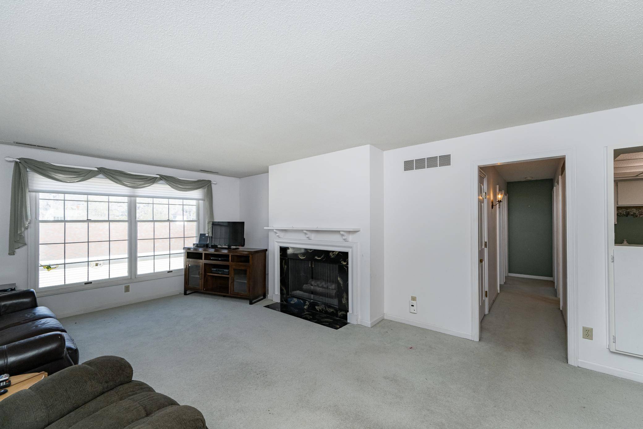 Rochester, MN 55902,2053 Carriage DR SW #2053E