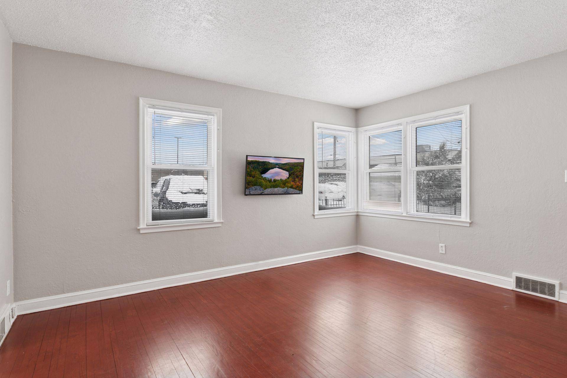 West Saint Paul, MN 55118,81 Orme ST E #6