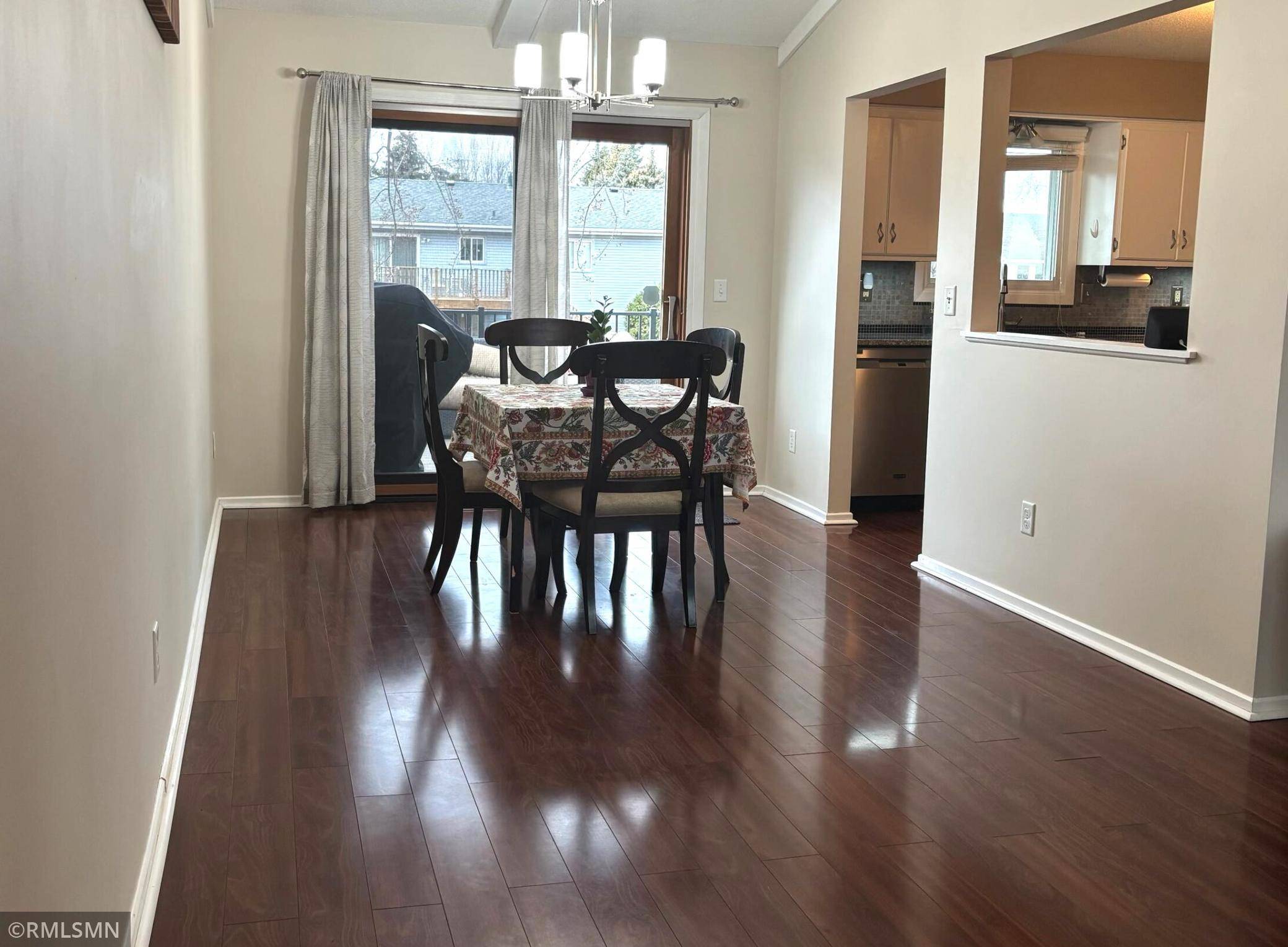 Vadnais Heights, MN 55127,4525 Oakhurst AVE