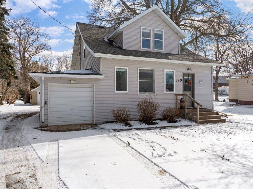 Upsala, MN 56384,325 S Main ST