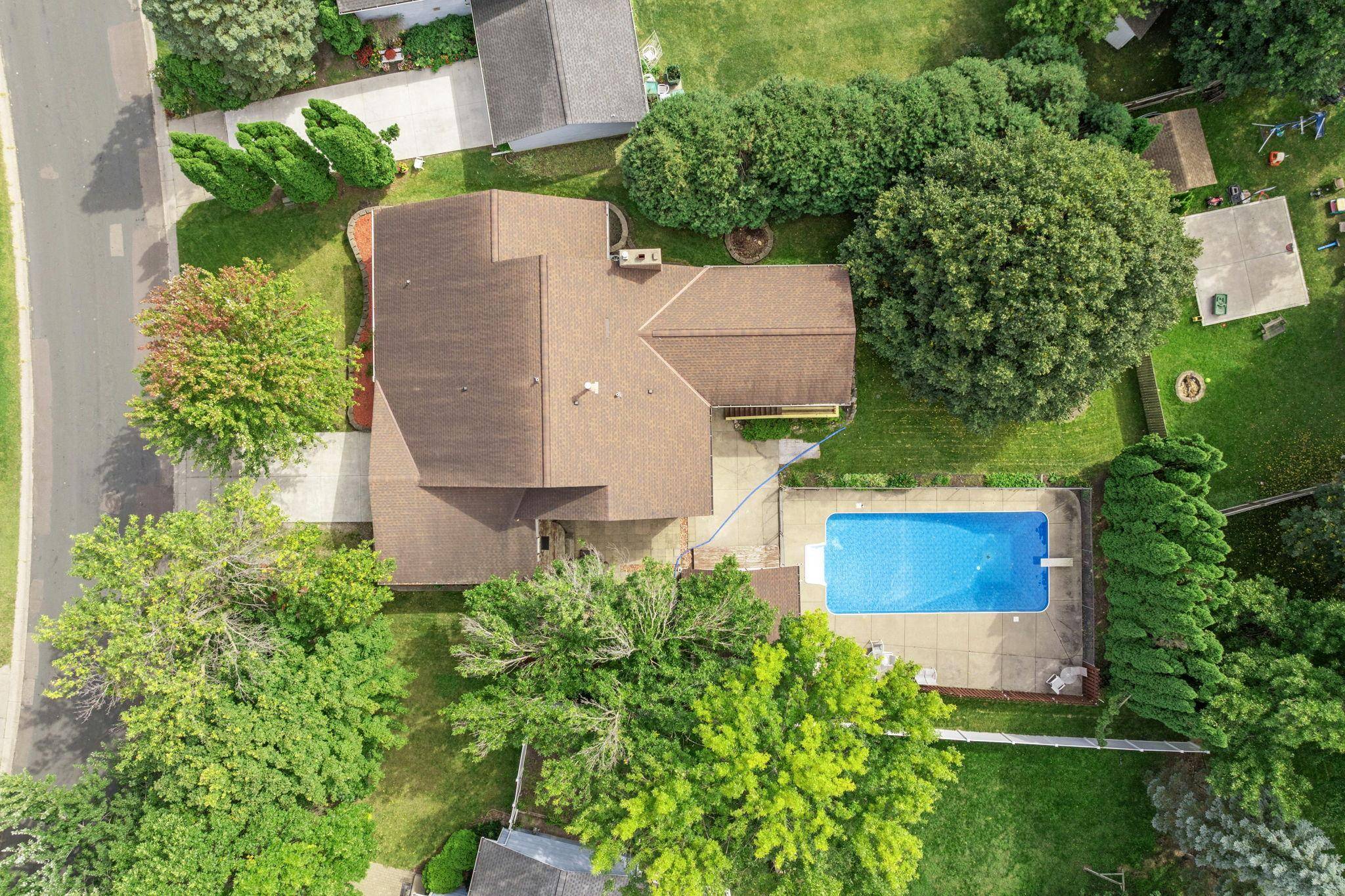 Maple Grove, MN 55369,12083 Robin RD