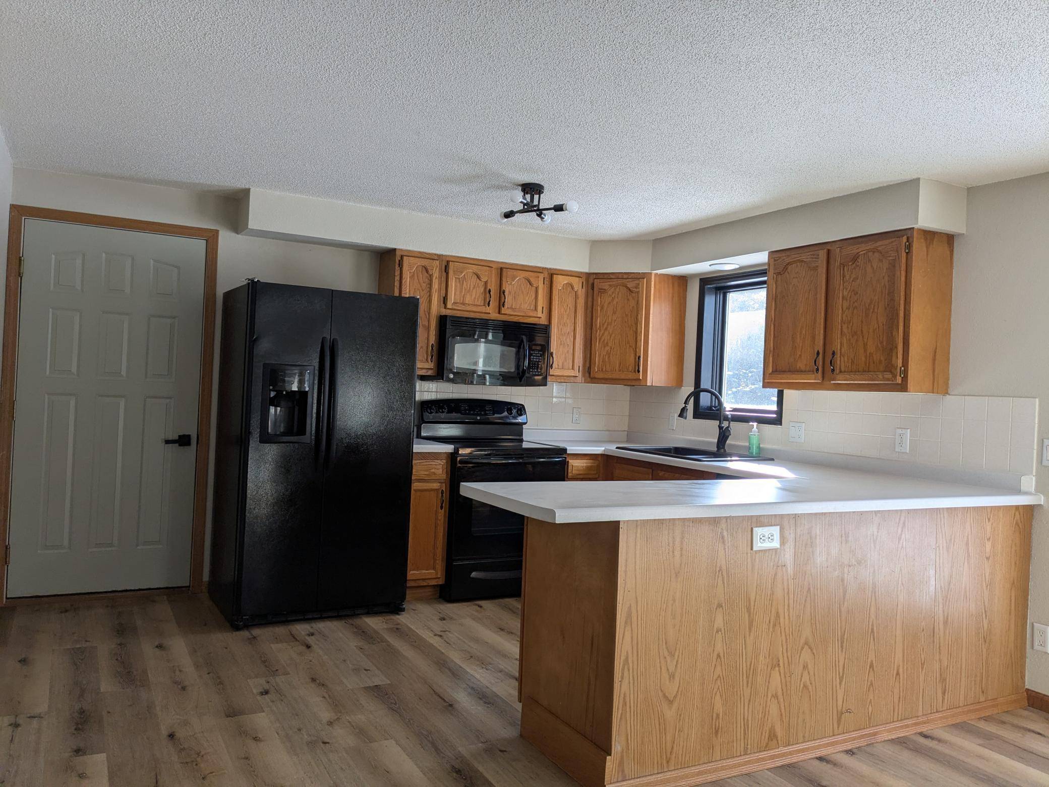 Albert Lea, MN 56007,2230 Gene AVE
