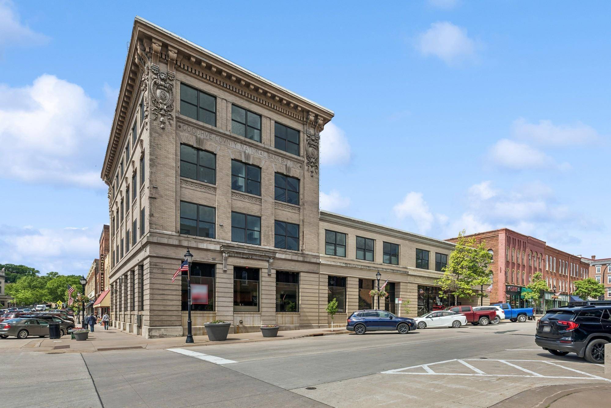 Red Wing, MN 55066,222 Bush ST ##301
