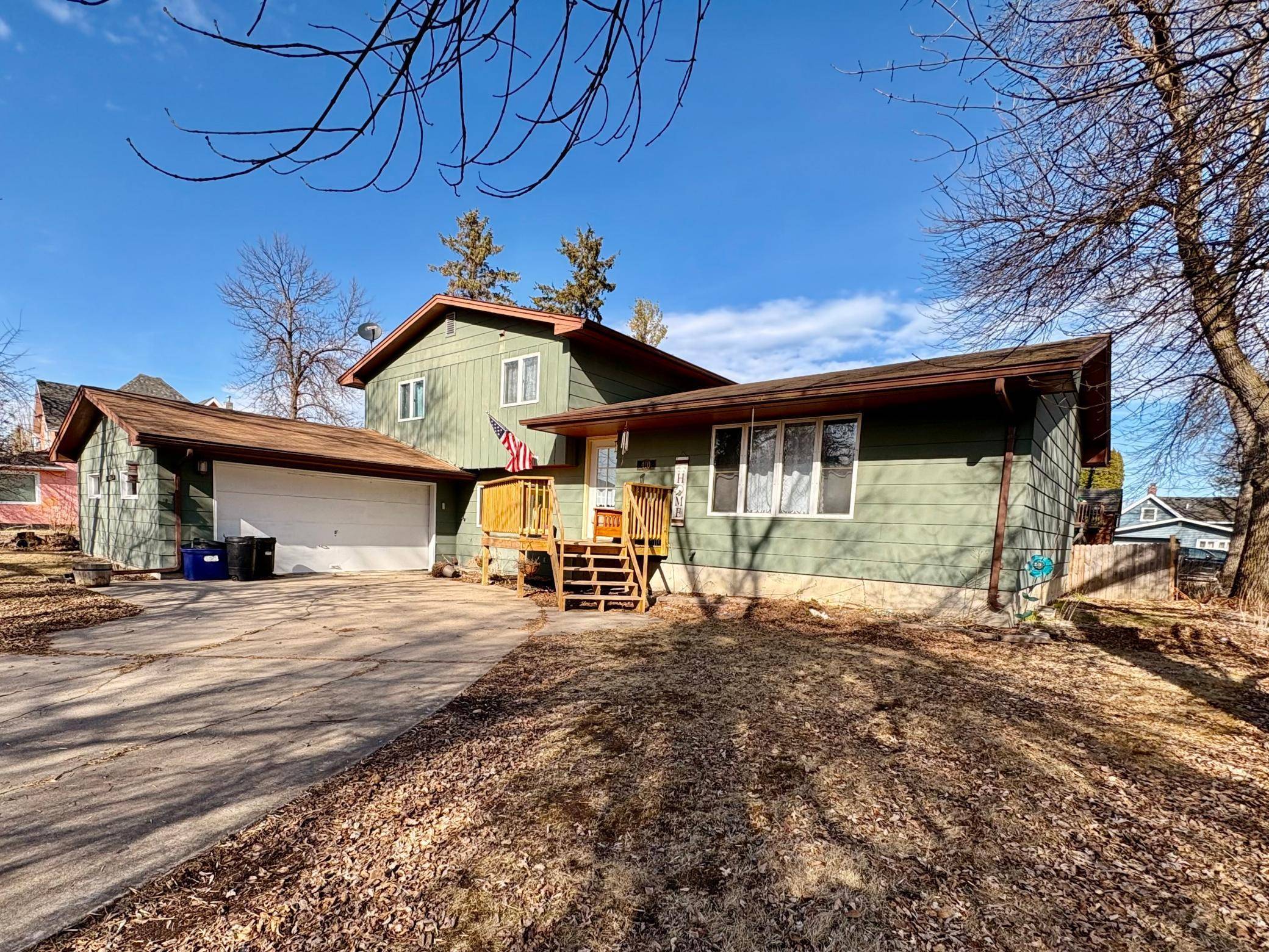 Baudette, MN 56623,410 1st AVE SE