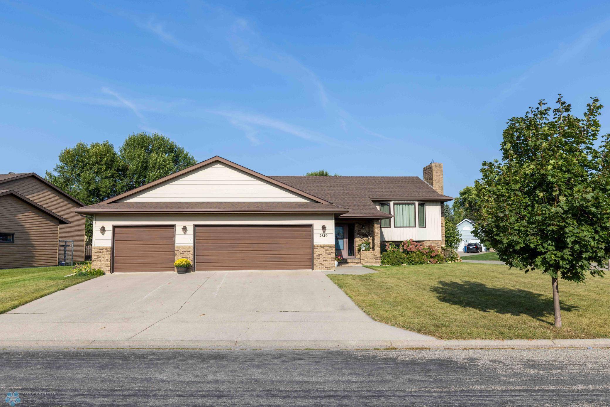 Moorhead, MN 56560,2819 30th ST S