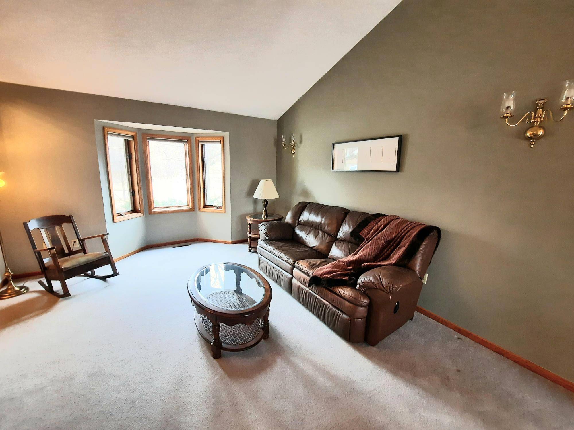 Apple Valley, MN 55124,15813 Garden View DR