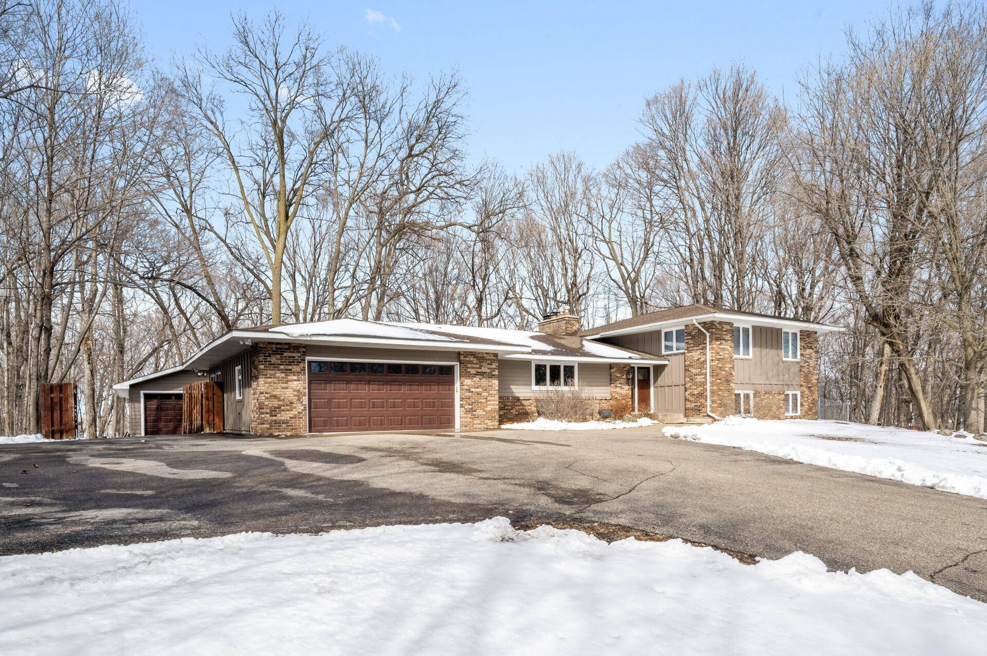 Shorewood, MN 55331,27750 Woodside RD