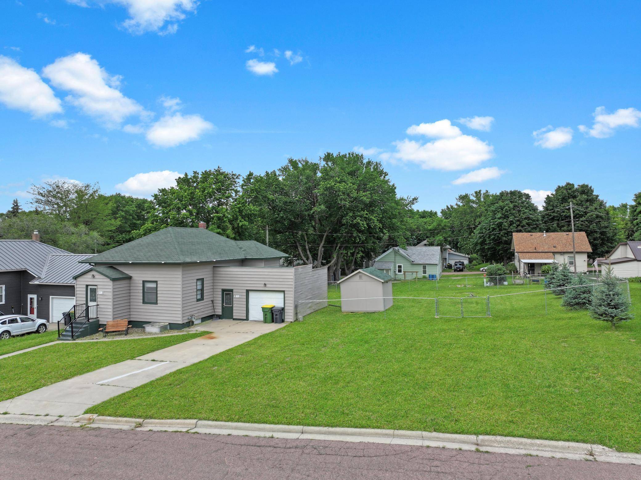 Jasper, MN 56144,312 4th ST E