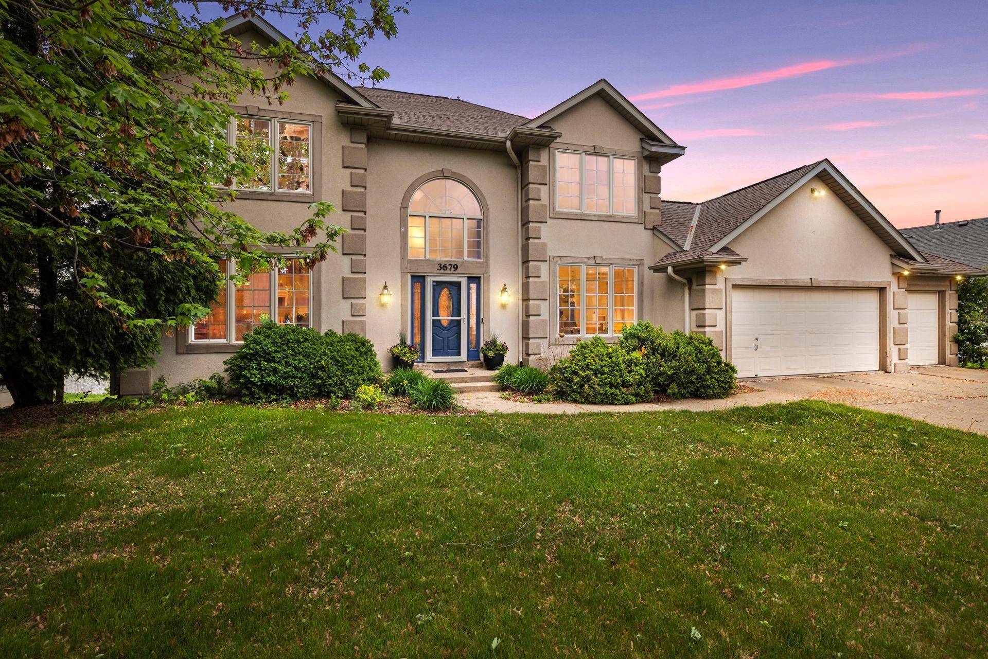 Woodbury, MN 55125,3679 Commonwealth RD