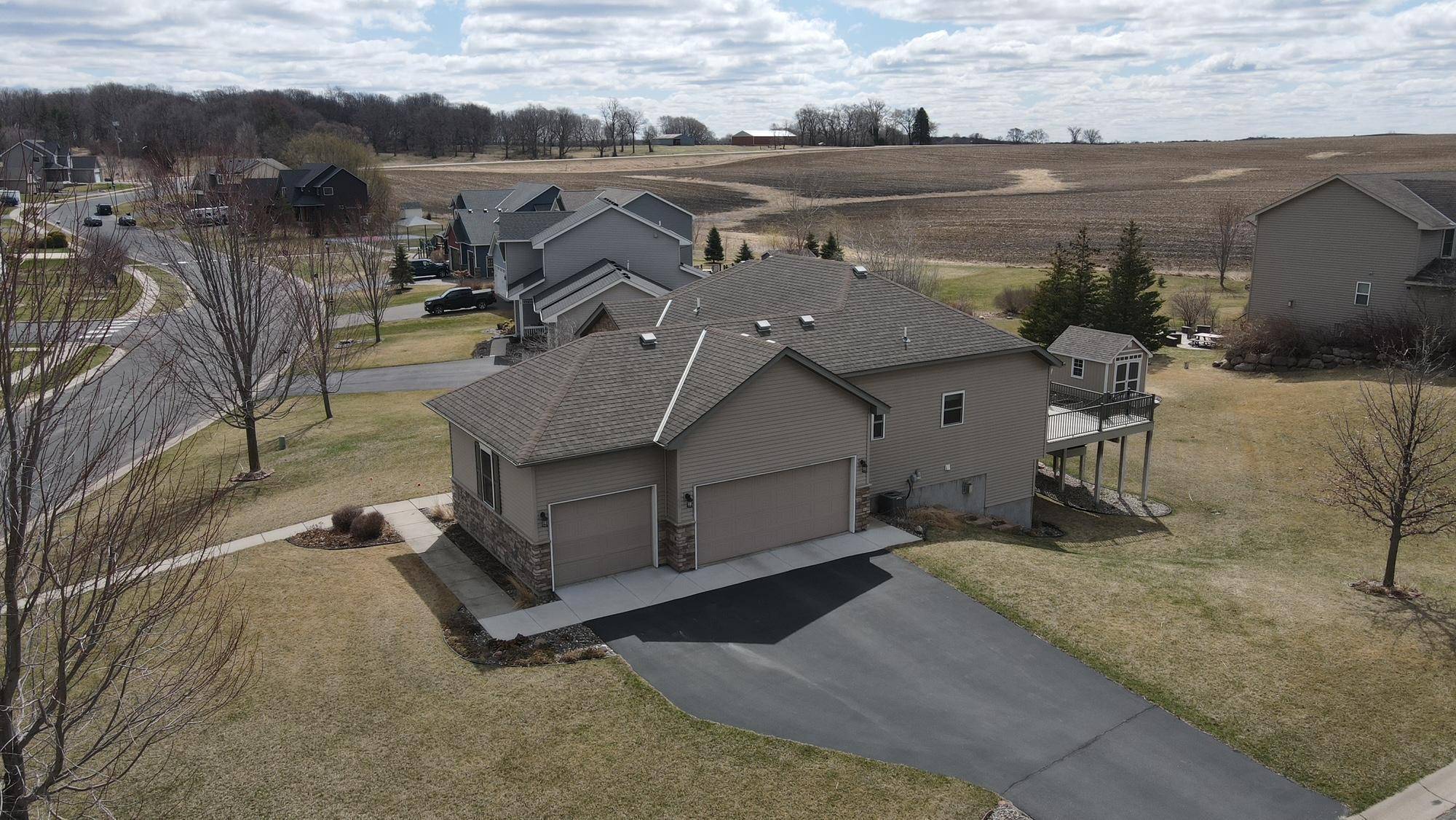 Delano, MN 55328,495 Riverview RD