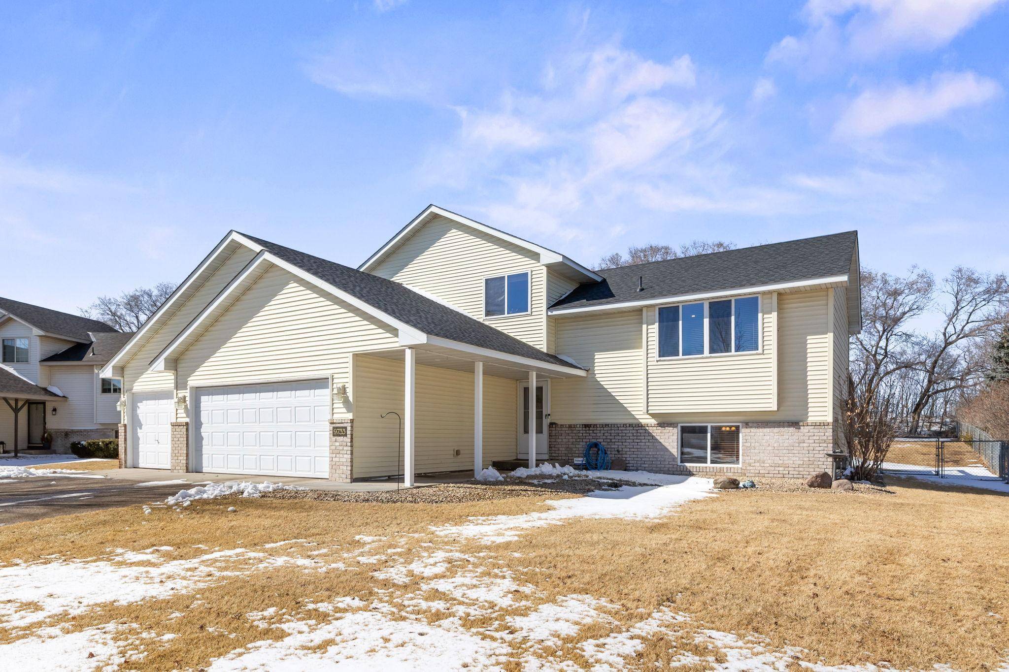 Monticello, MN 55362,9733 Woodcrest CT