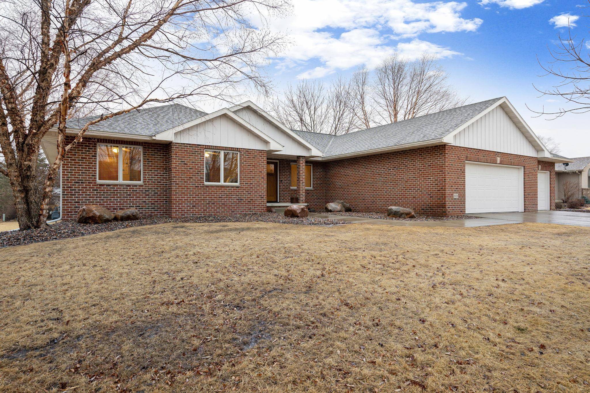 Austin, MN 55912,1005 26th ST SW
