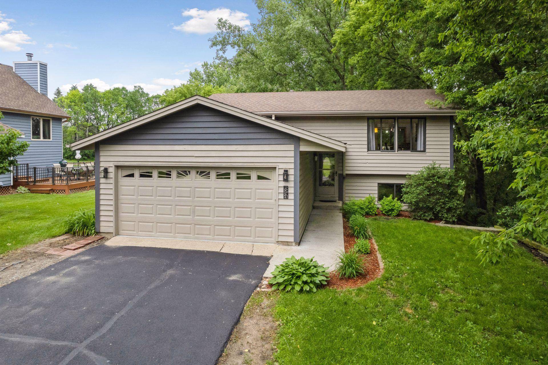 Prior Lake, MN 55372,5234 Credit River RD SE