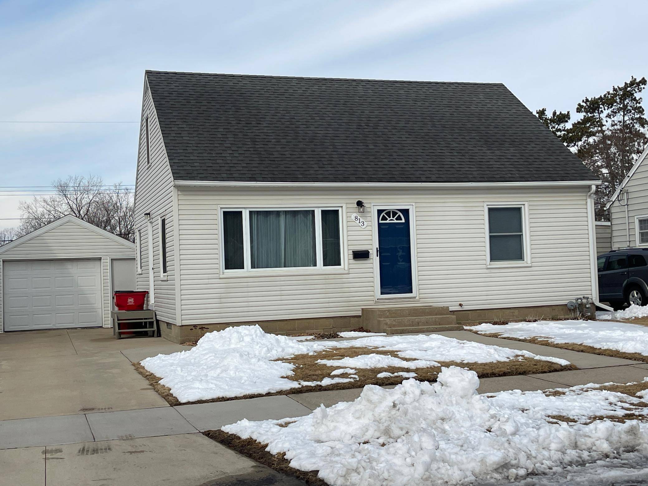 Rochester, MN 55906,813 17th AVE NE