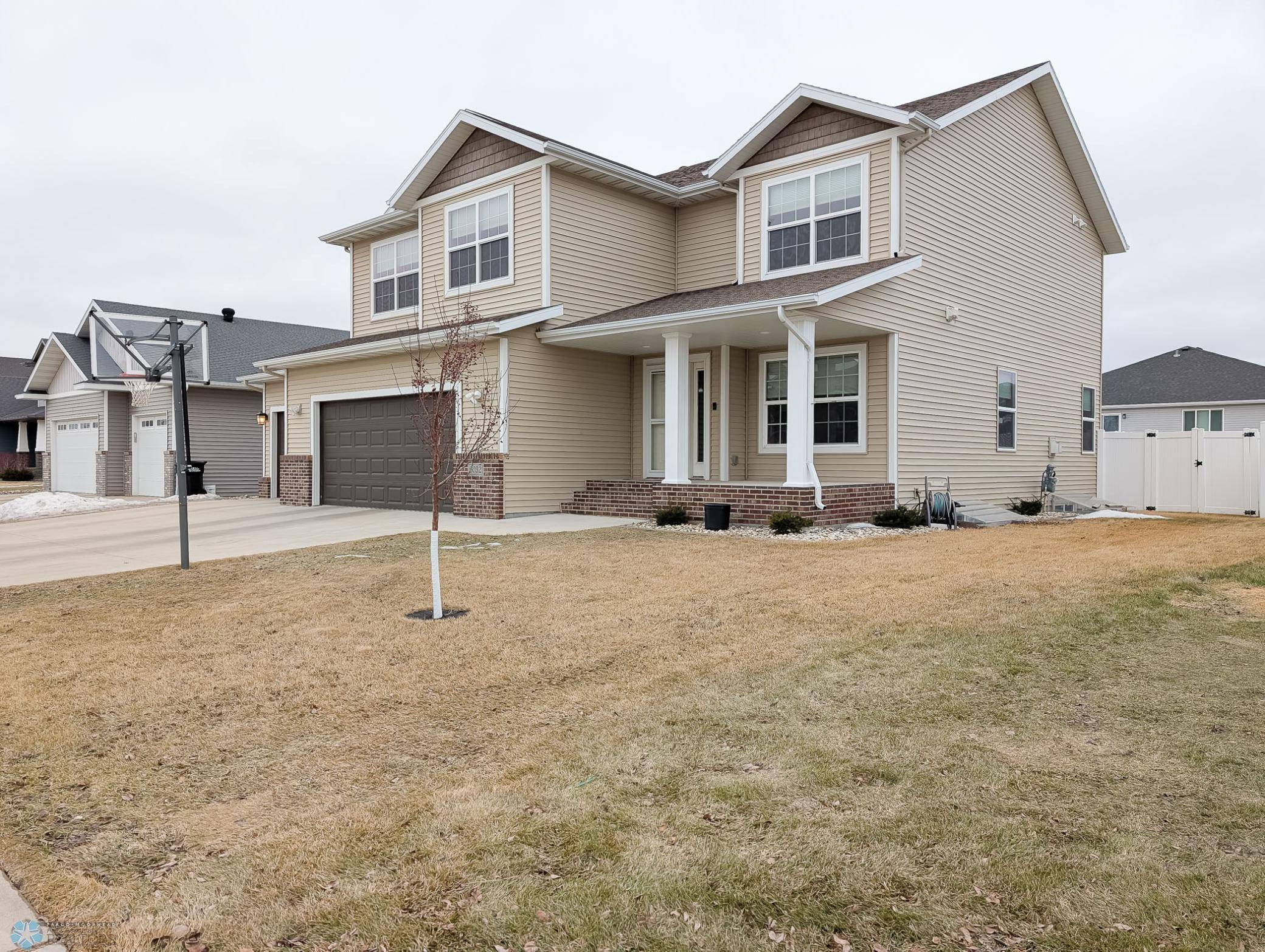 West Fargo, ND 58078,3032 KATHERINE DR E