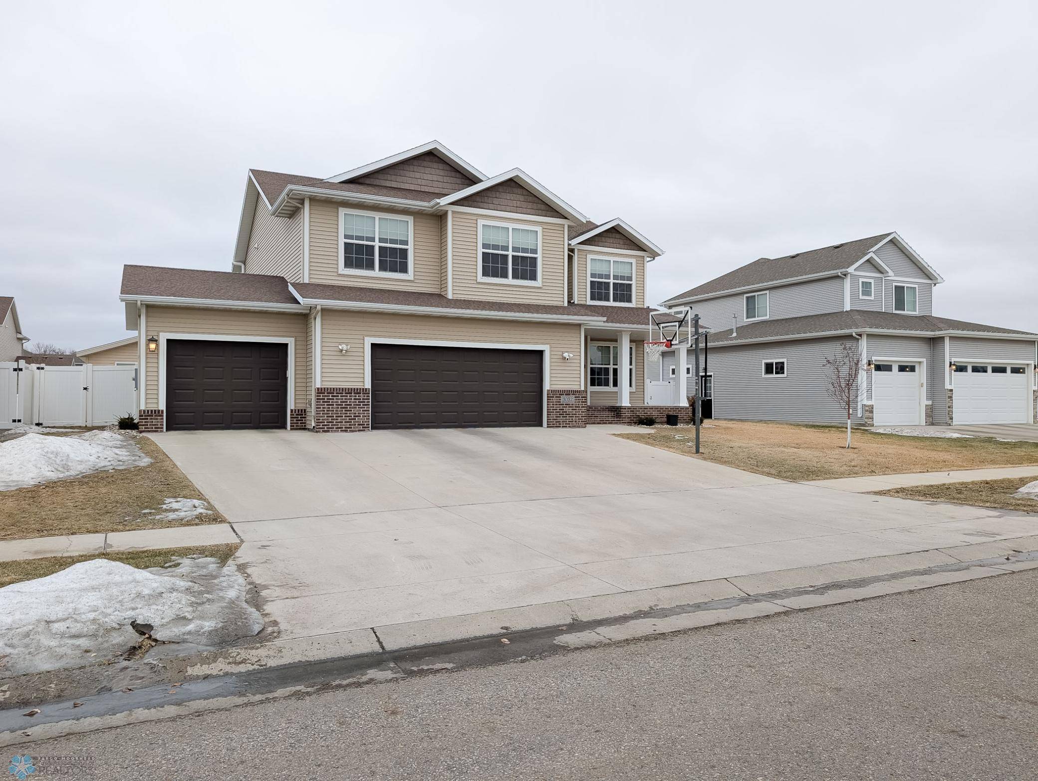 West Fargo, ND 58078,3032 KATHERINE DR E