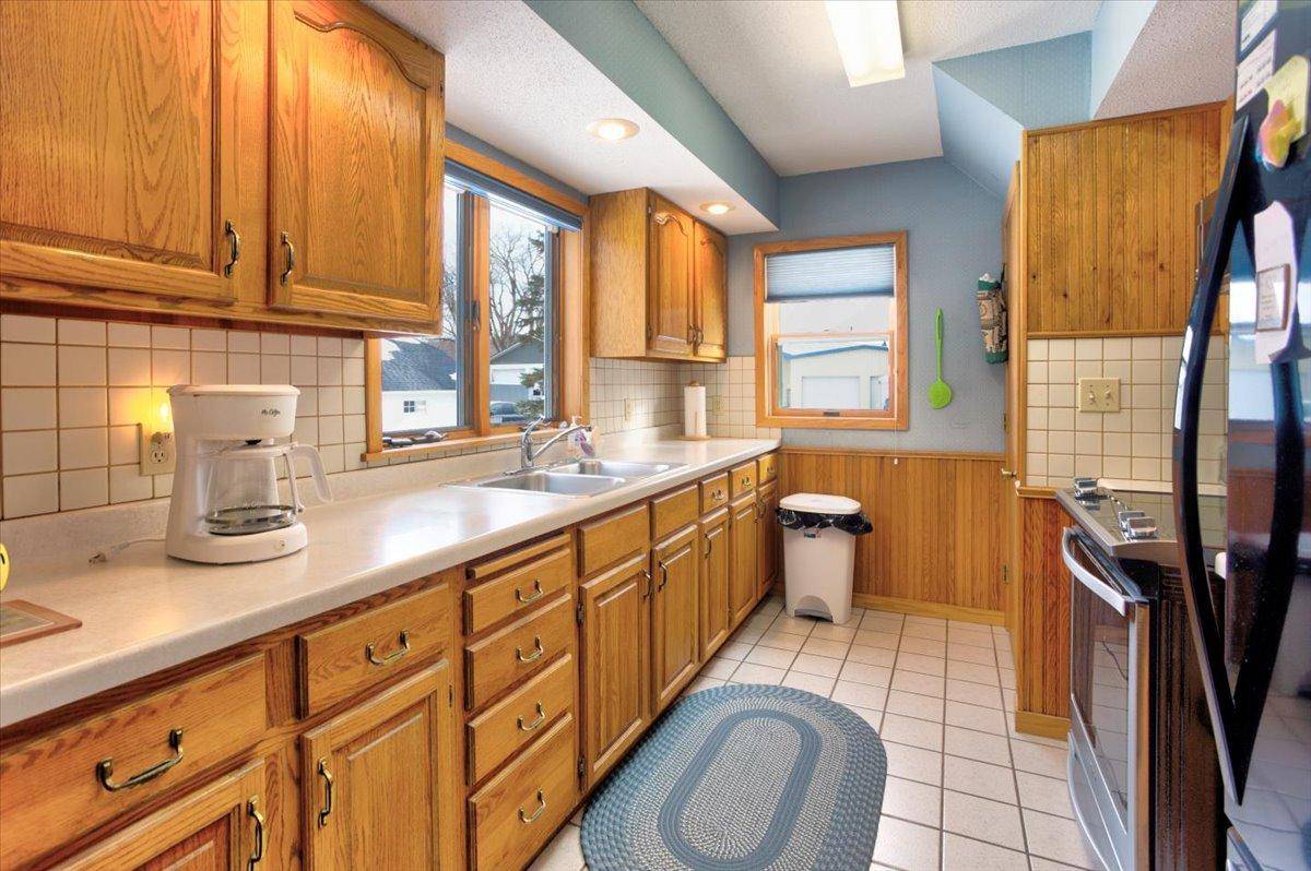 Glenwood City, WI 54013,307 W Oak ST
