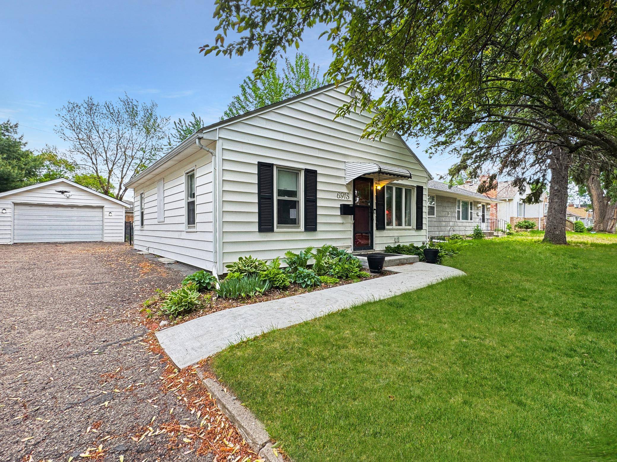 Richfield, MN 55423,6915 11th AVE S