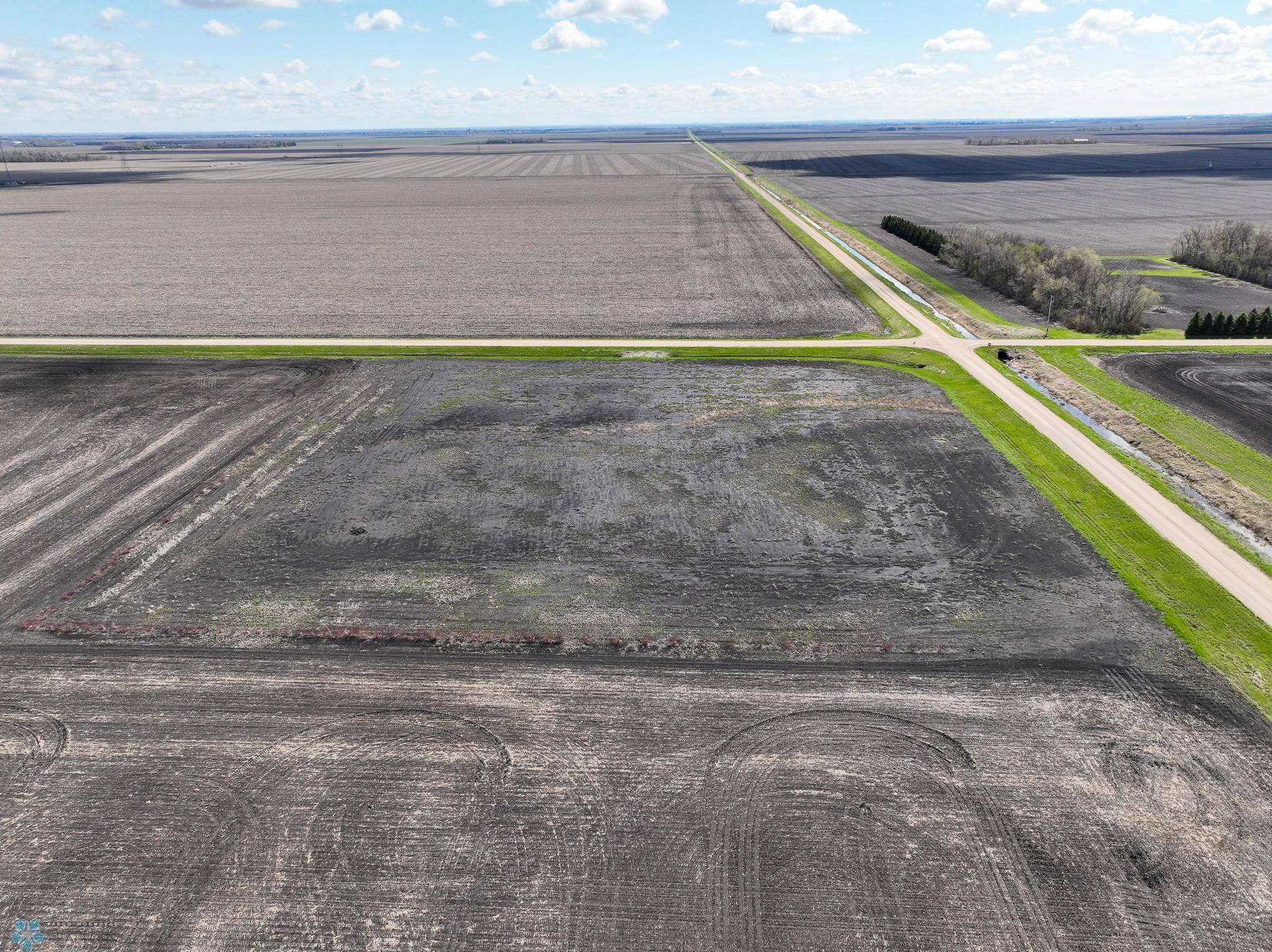 Kurtz Twp, MN 56560,75 S