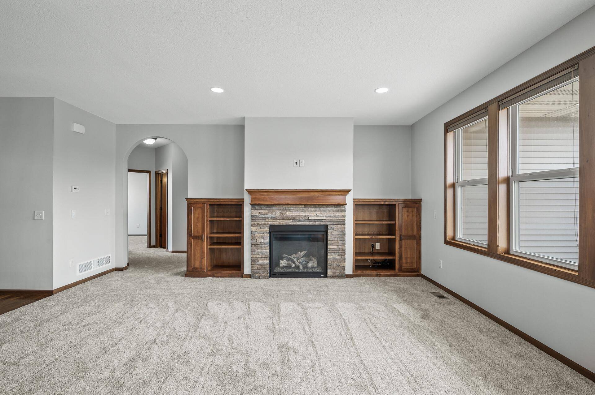 Brooklyn Park, MN 55443,5631 103rd AVE N