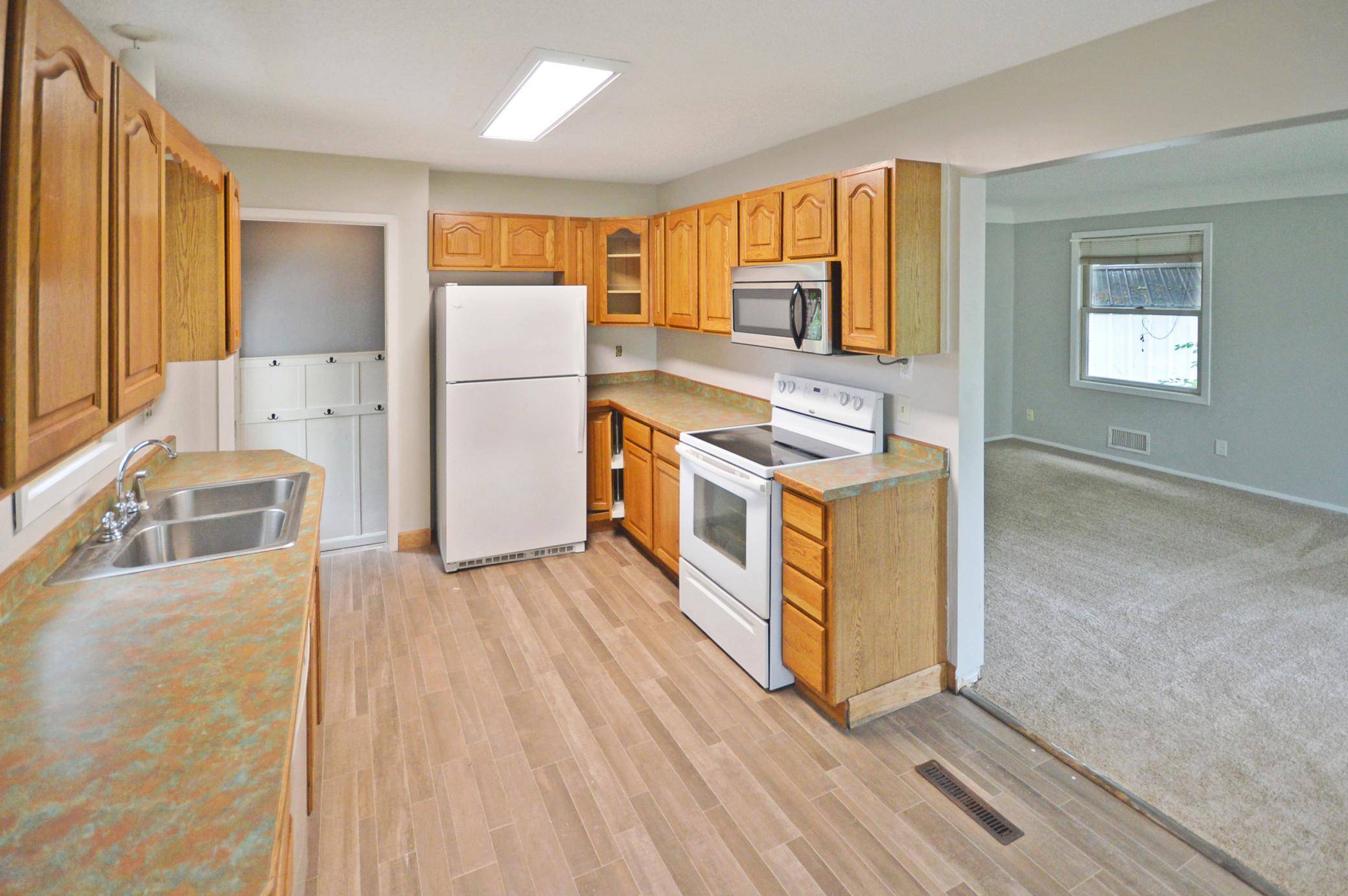North Saint Paul, MN 55109,2726 Helen ST N