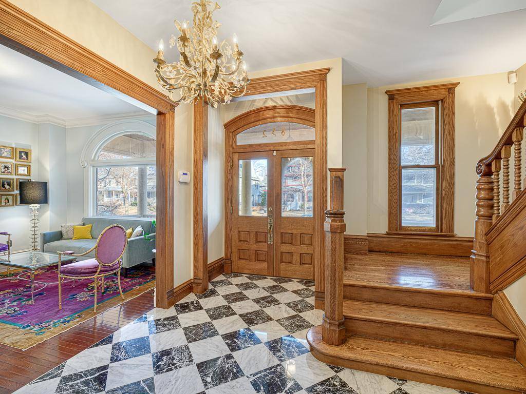 Saint Paul, MN 55105,832 Osceola AVE