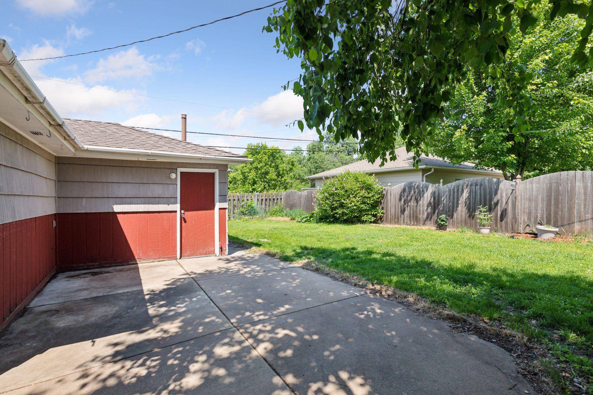 Saint Louis Park, MN 55426,3206 Texas AVE S