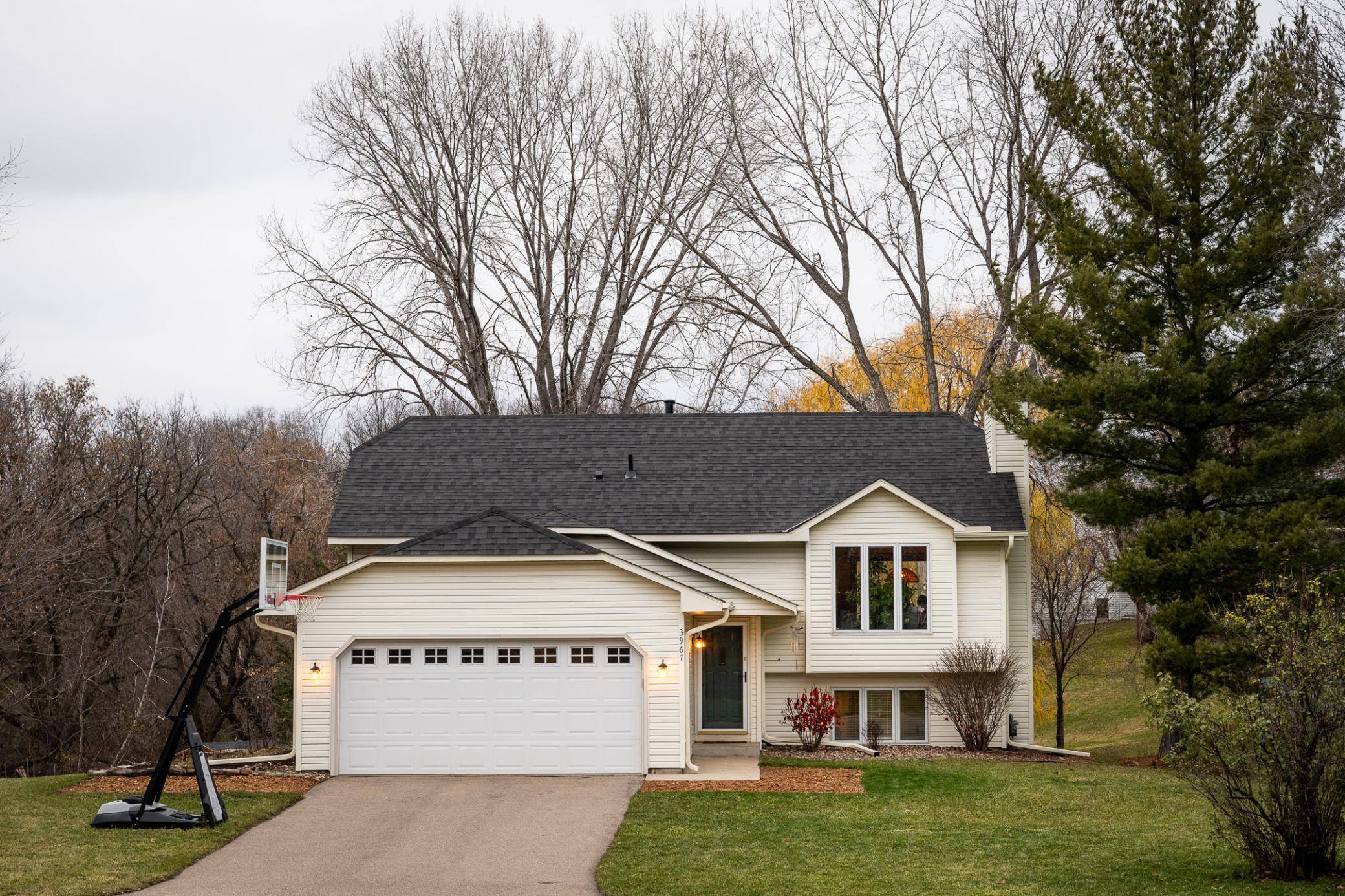 Eagan, MN 55123,3967 Westbury WAY