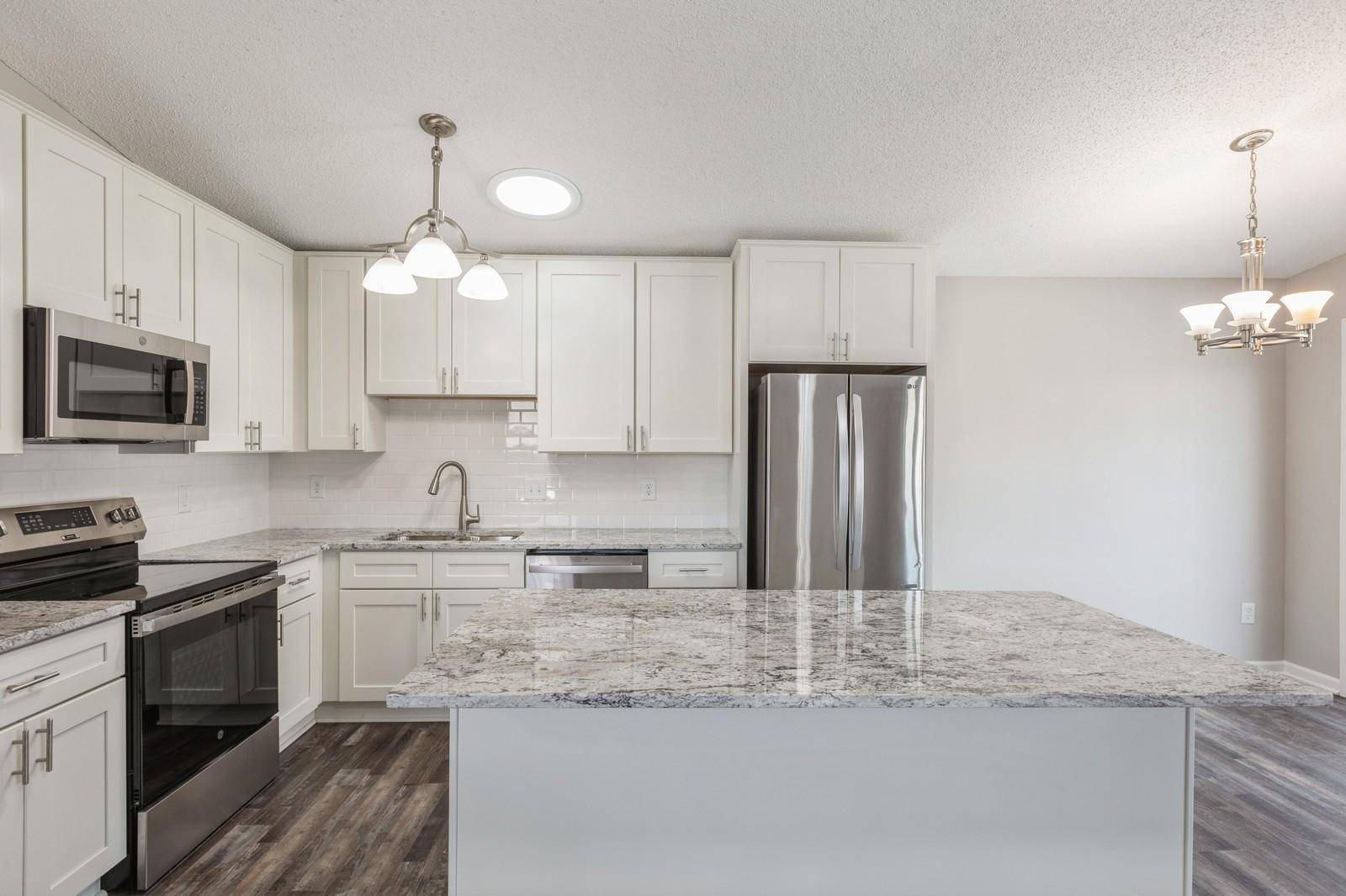 Inver Grove Heights, MN 55076,2584 76th ST E