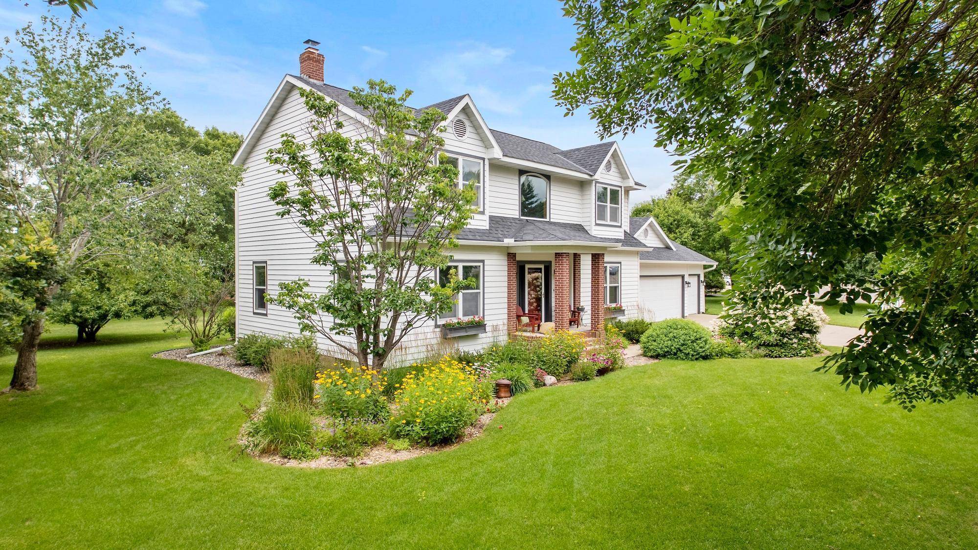 Saint Cloud, MN 56301,2415 Field CT