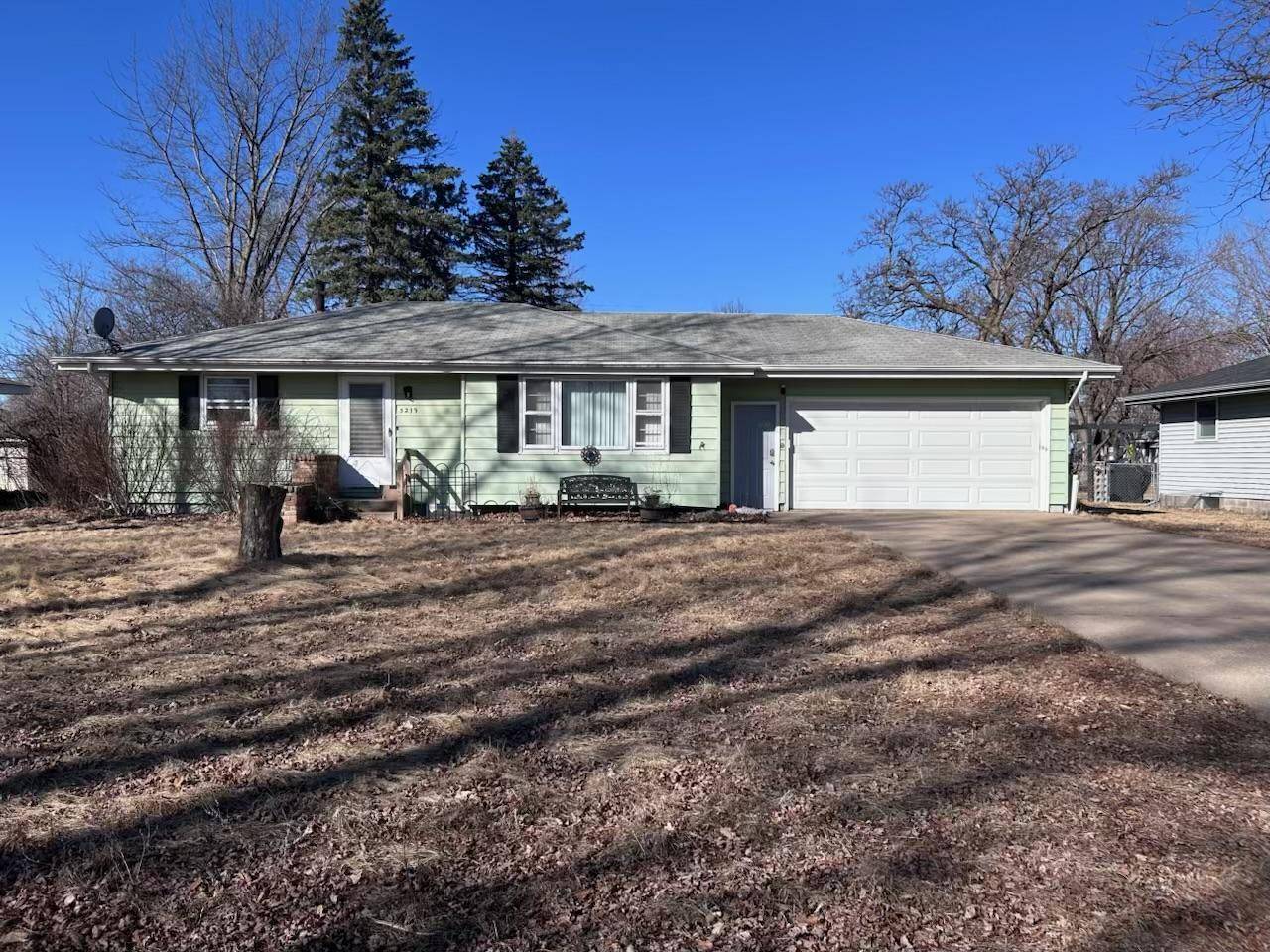 Mounds View, MN 55112,5219 Greenfield AVE