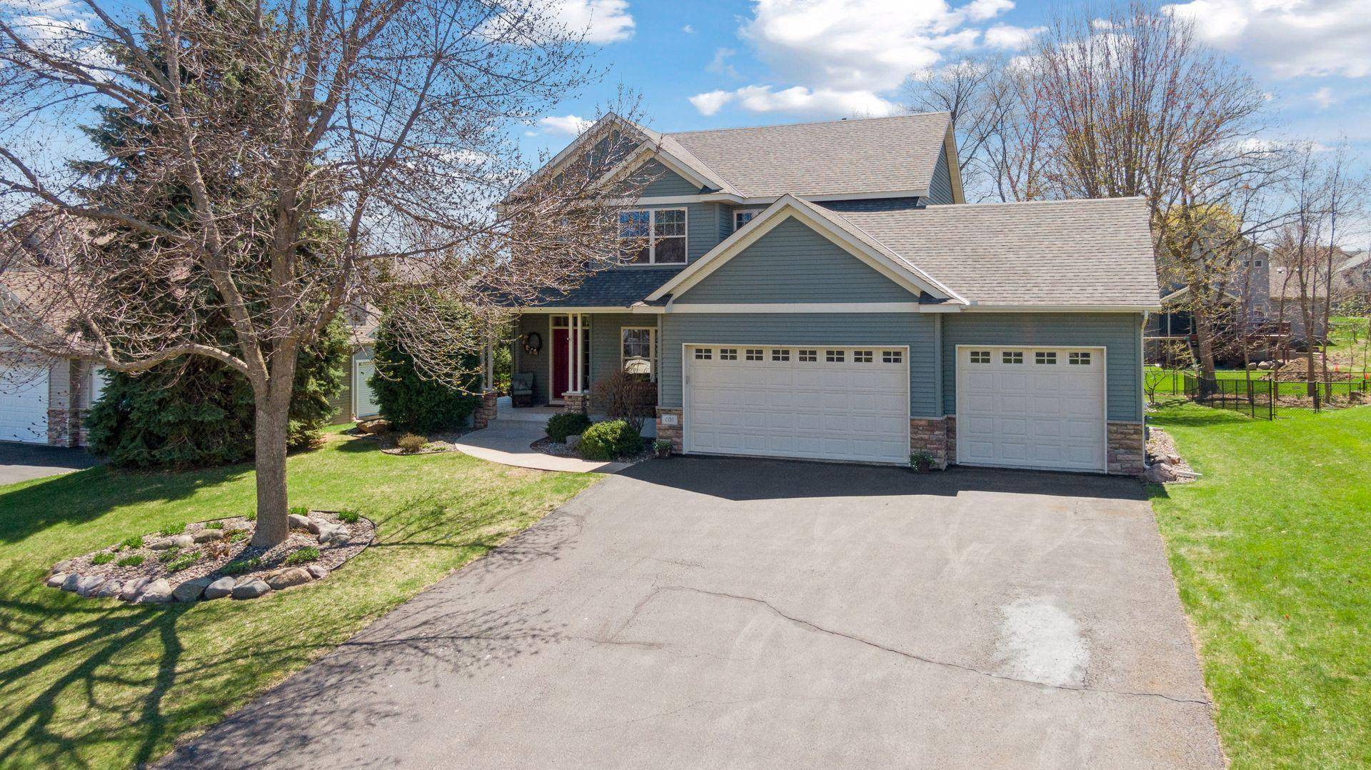 Delano, MN 55328,601 Ridgewood LN