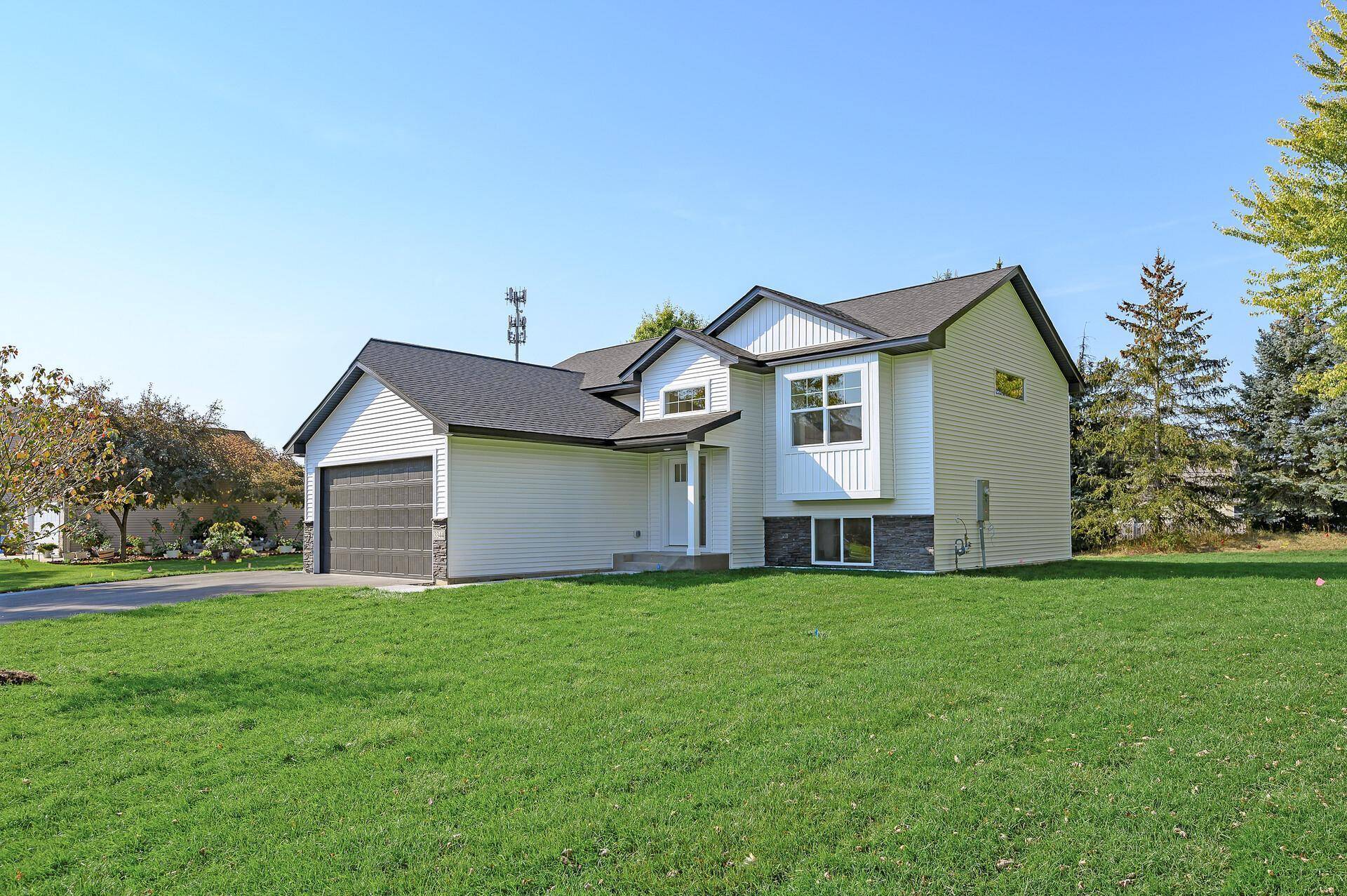 Saint Michael, MN 55376,3345 Lachman CT NE