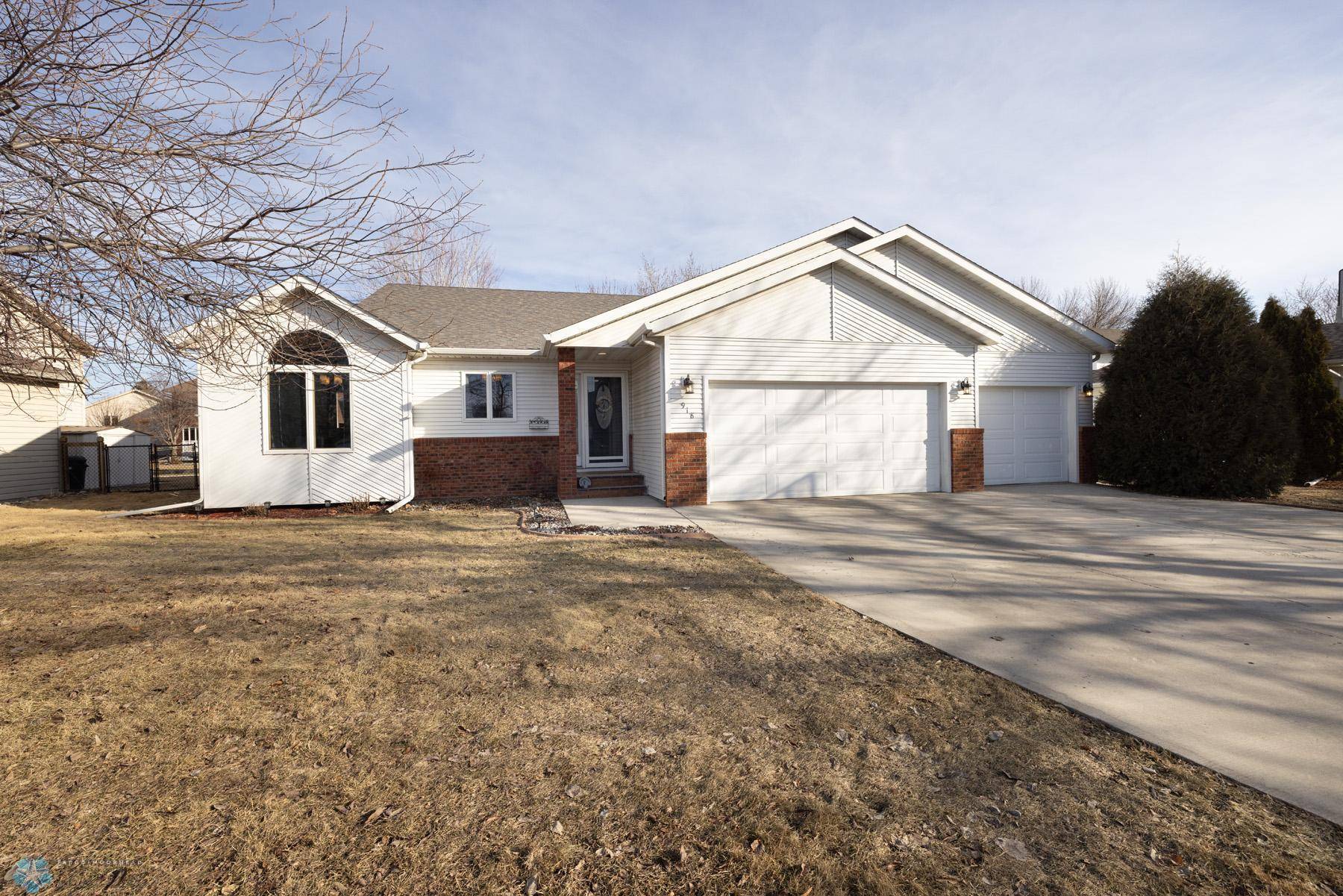 Fargo, ND 58078,918 16th AVE E