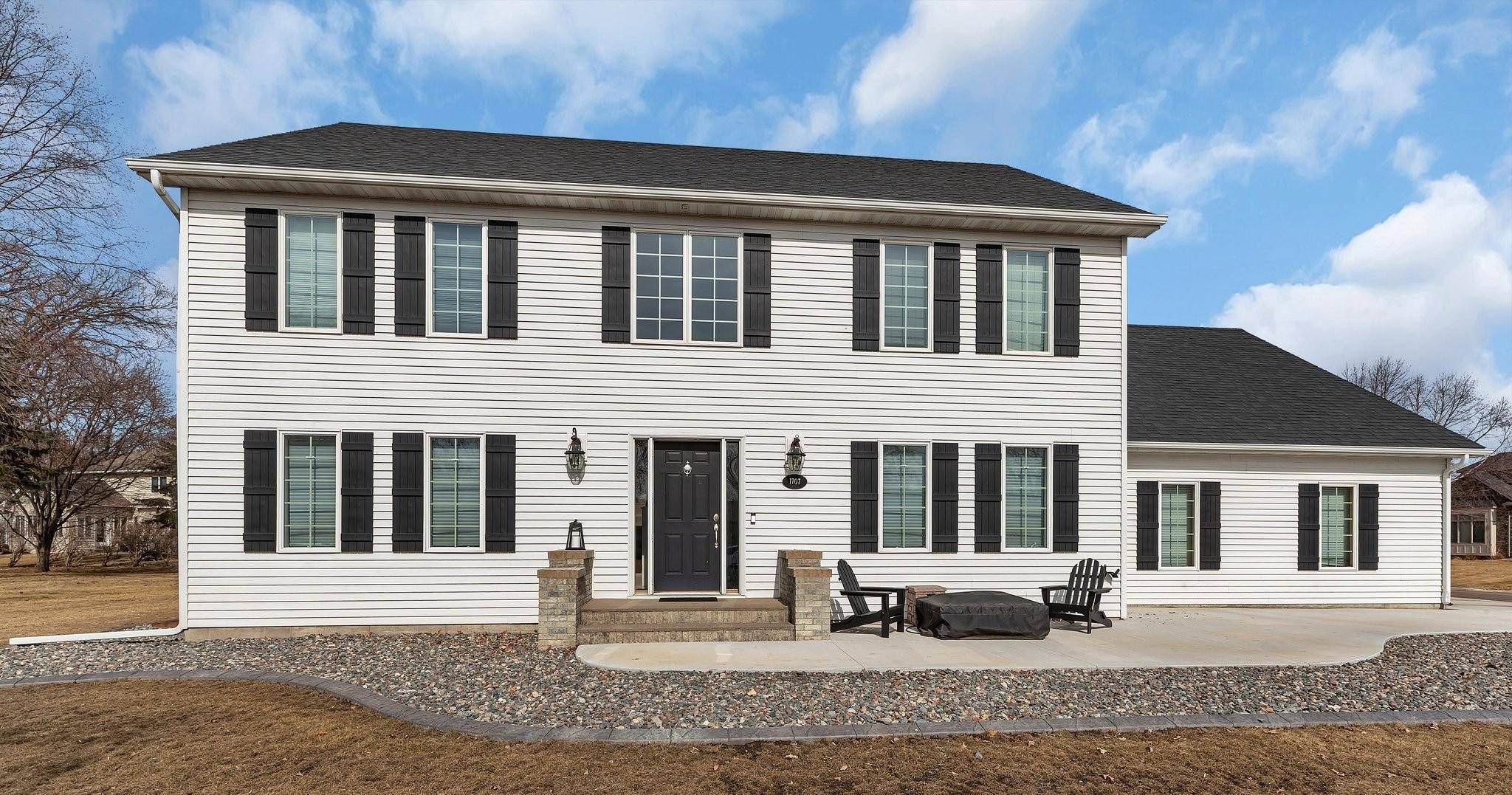 Sartell, MN 56377,1707 8th ST N