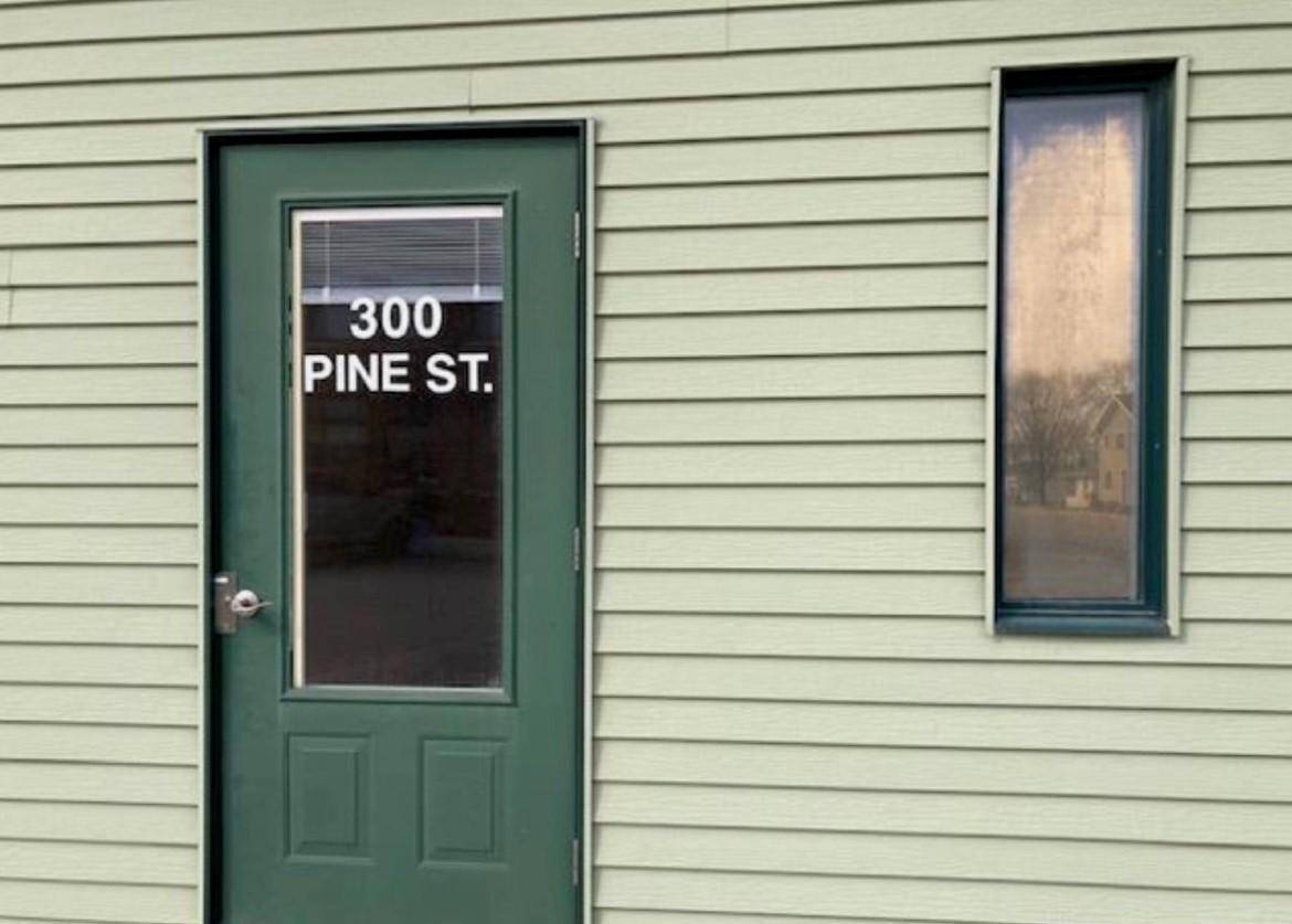 Nicollet, MN 56074,300 Pine ST
