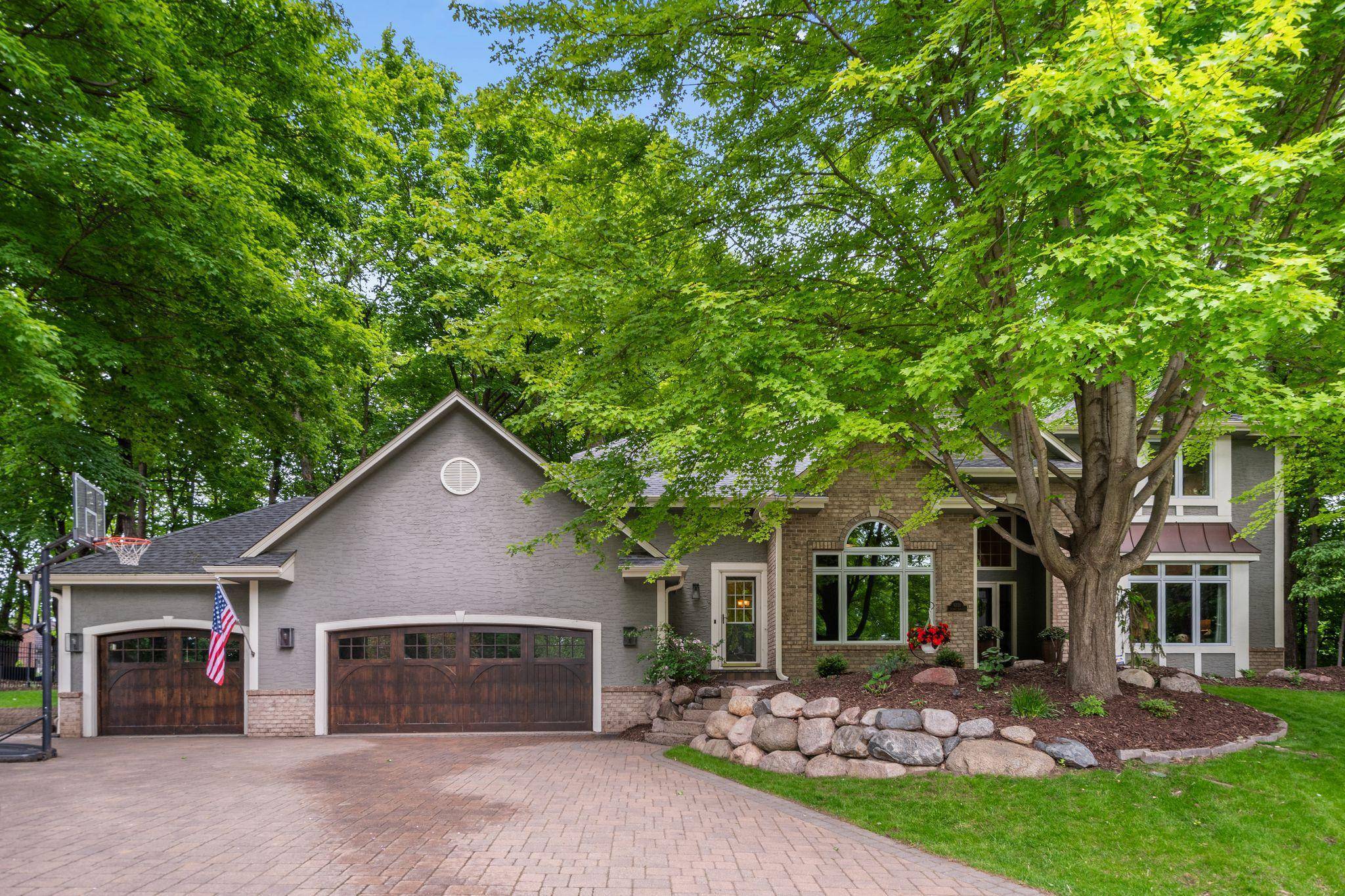 Chanhassen, MN 55317,6331 Summit CIR