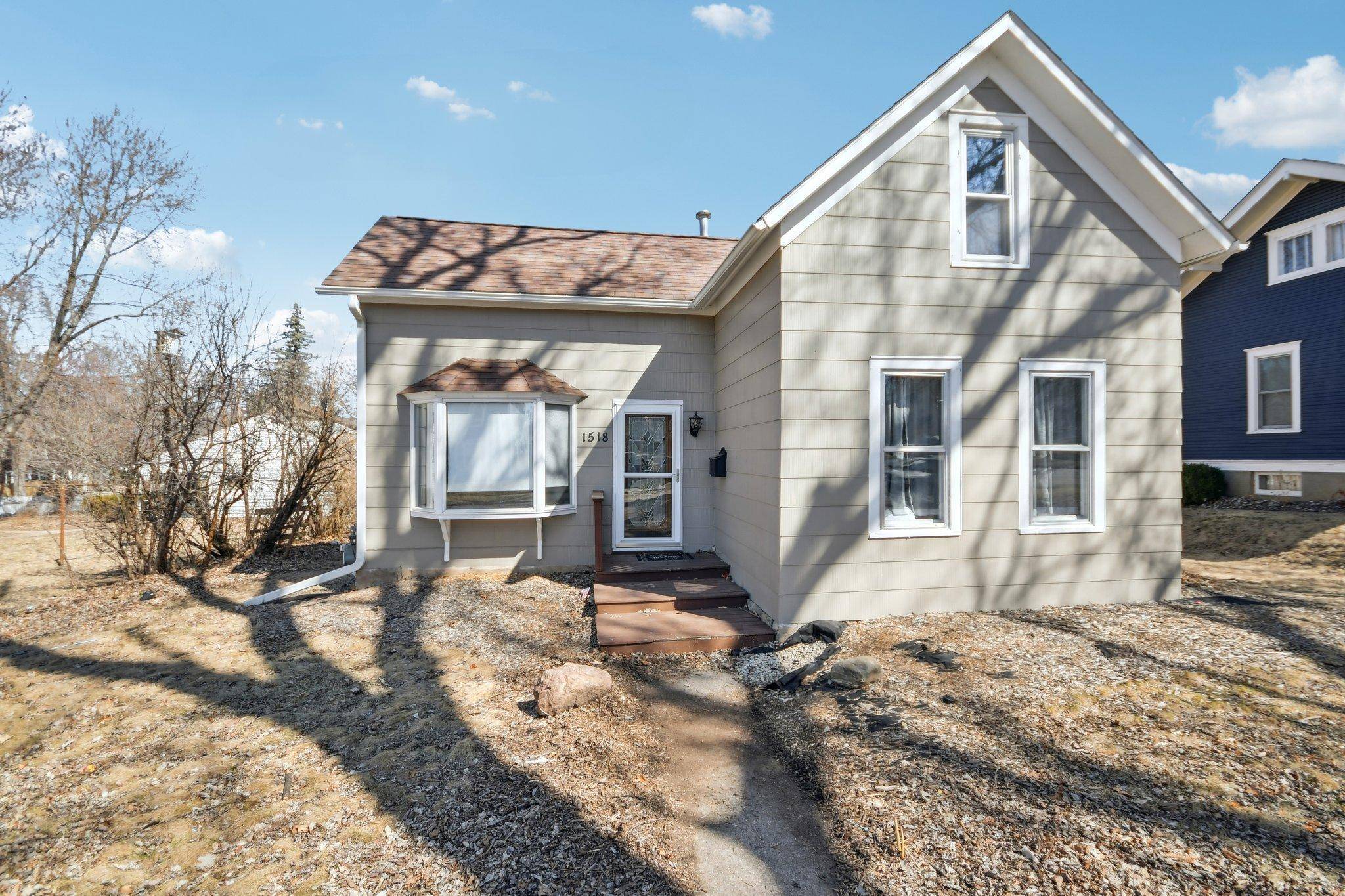 Red Wing, MN 55066,1518 W 6th ST