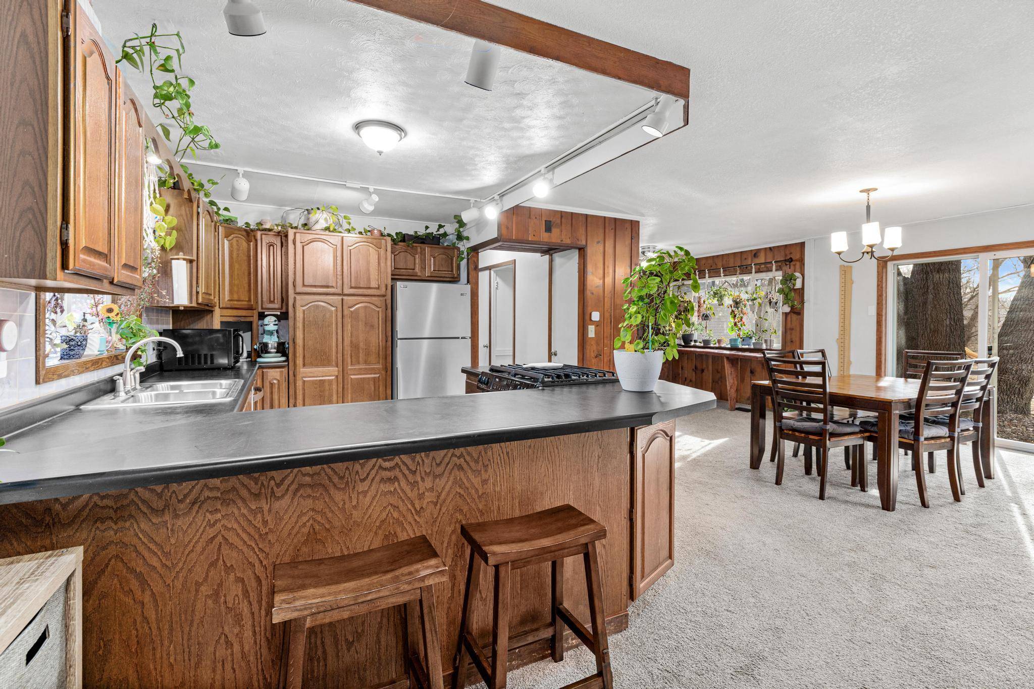 Circle Pines, MN 55014,6 West RD