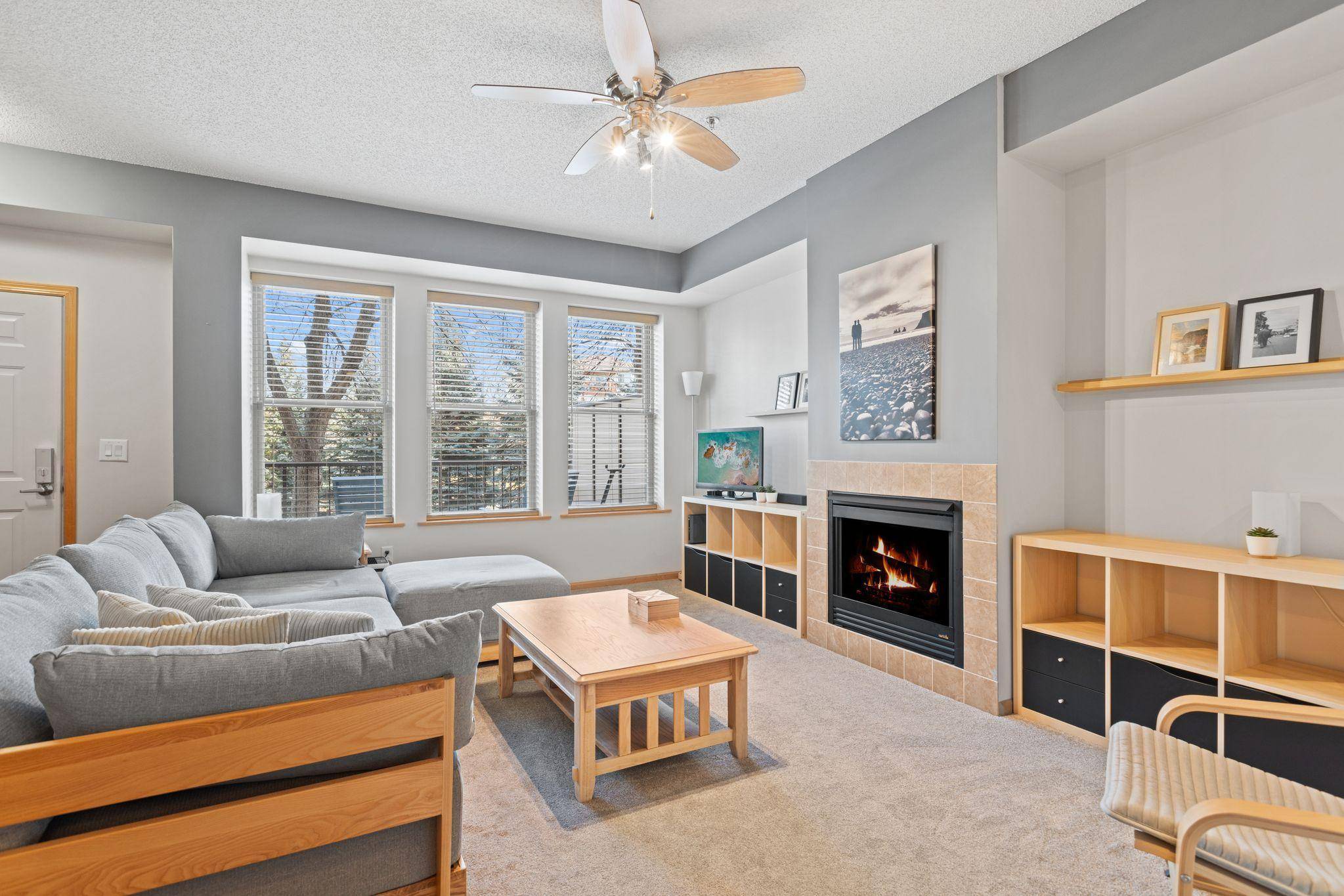 Burnsville, MN 55337,150 E Burnsville Pkwy #107