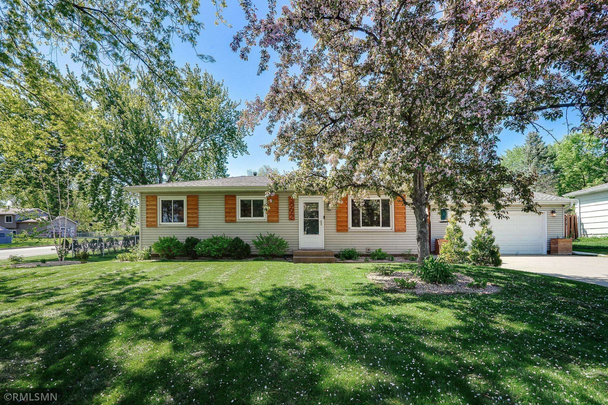 Inver Grove Heights, MN 55076,3992 77th ST E