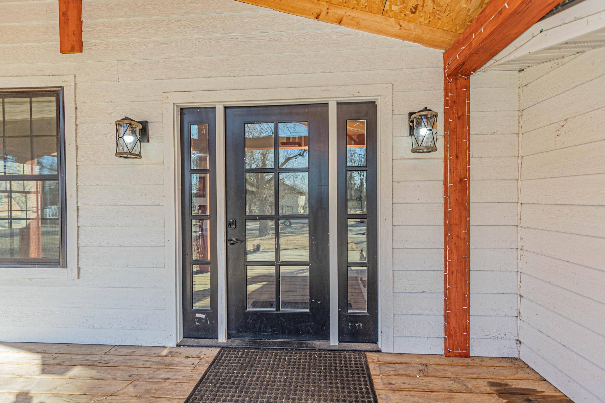 Elbow Lake, MN 56531,612 E Division ST