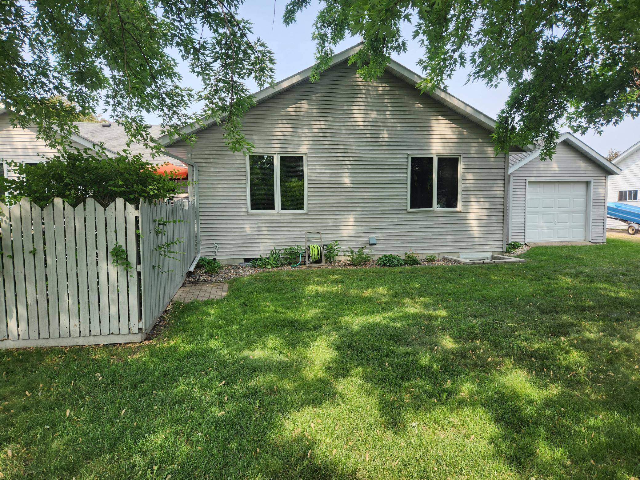 Glencoe, MN 55336,1706 Mcleod AVE N
