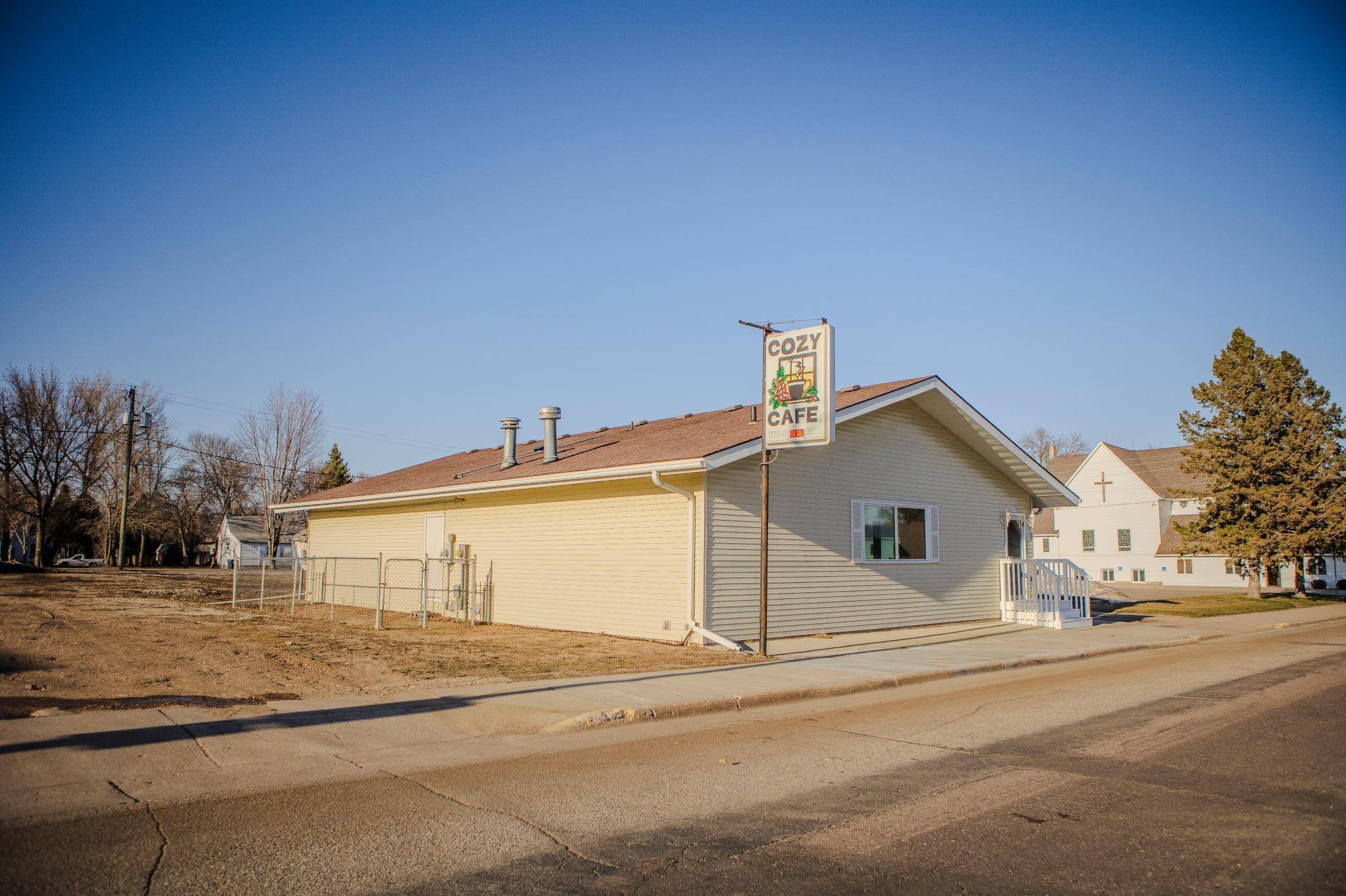 Cyrus, MN 56323,118 E Main ST