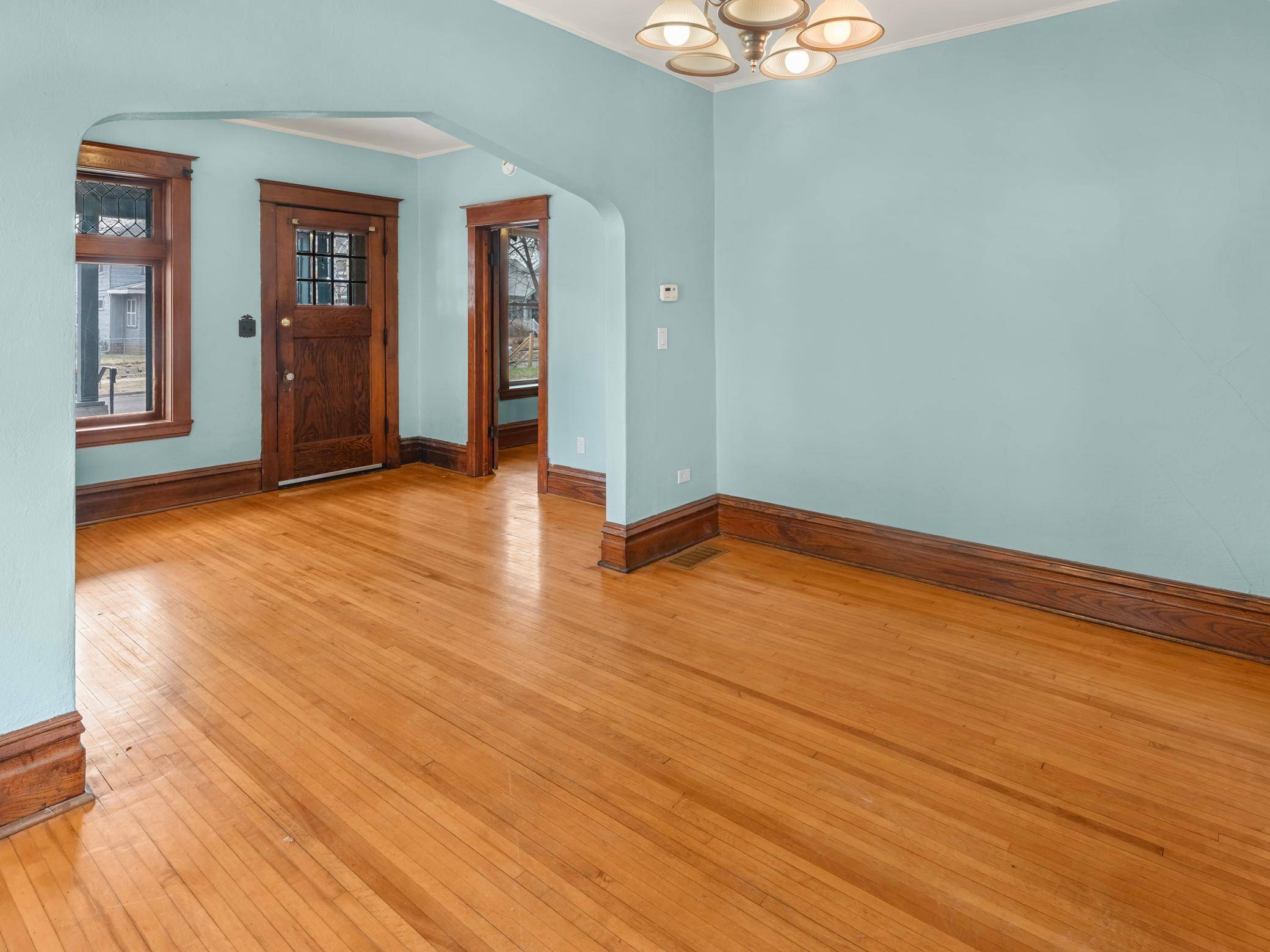 Saint Paul, MN 55104,1251 Sherburne AVE