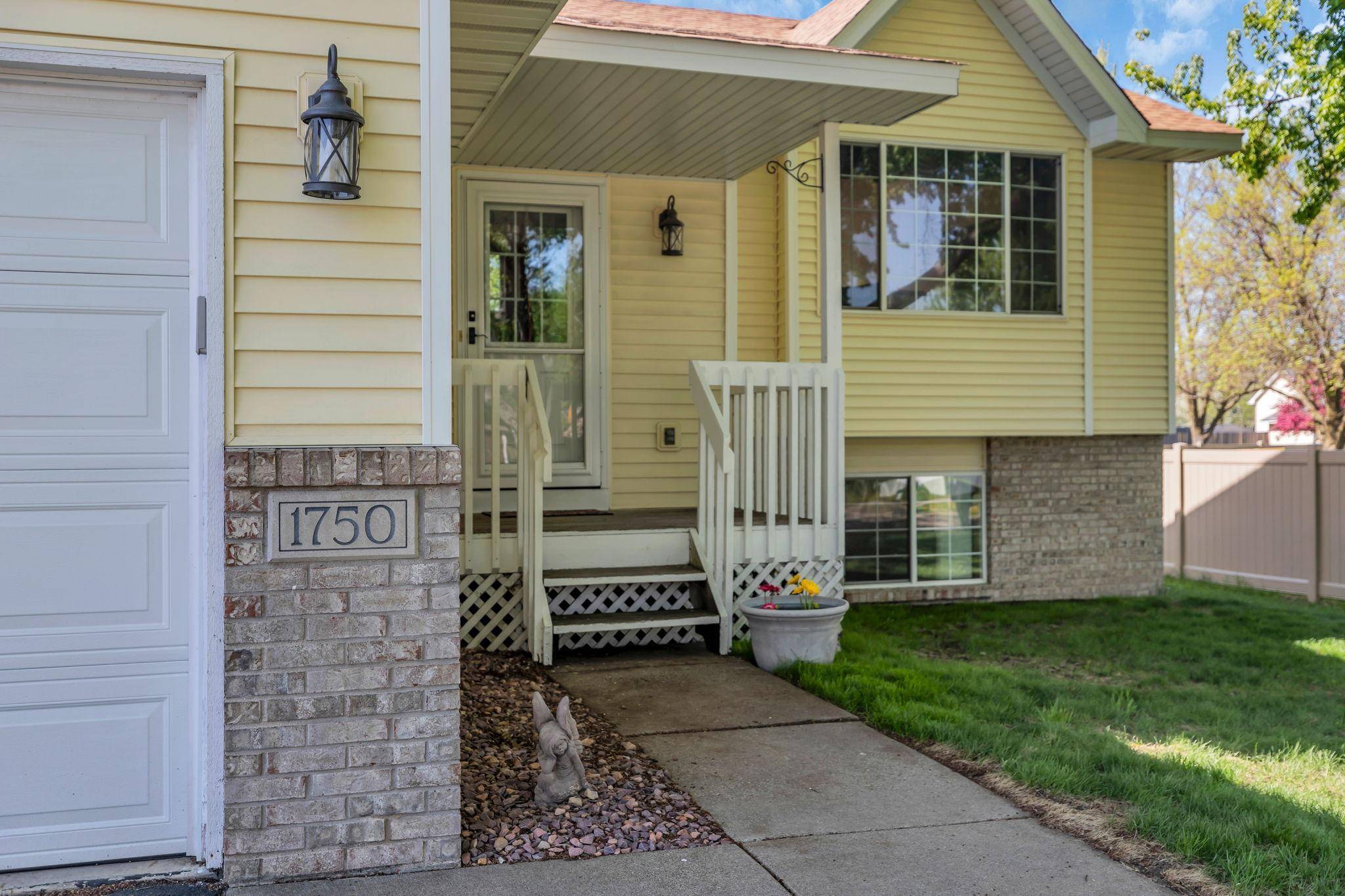 Blaine, MN 55449,1750 127th AVE NE