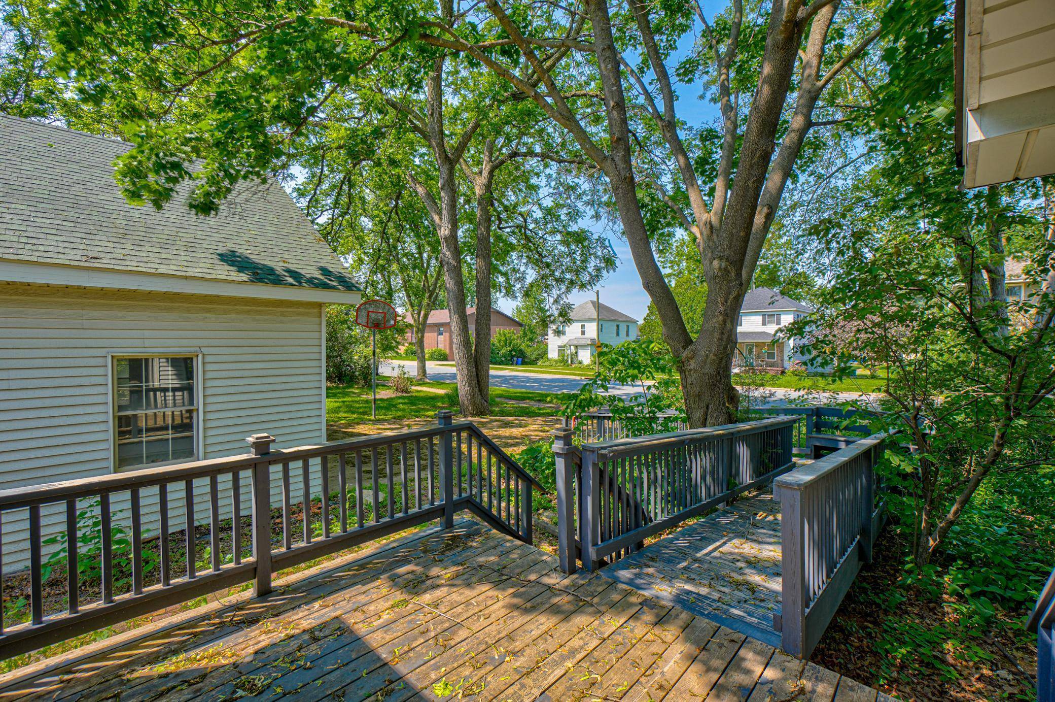 New Richmond, WI 54017,212 E 3rd ST